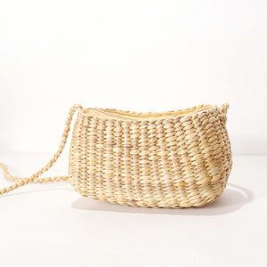 وانالي – حقيبة كروس بودي من القش المنسوج يدوياً