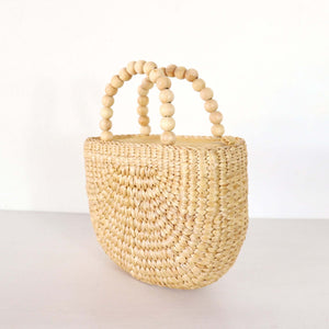 Lanee – Tasche aus Stroh mit Tragegriff oben
