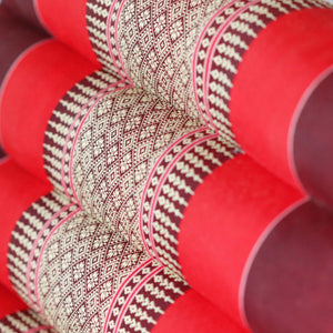 NA VI DA - Thai Triangle Cushion (1 Fold - Dark Red)