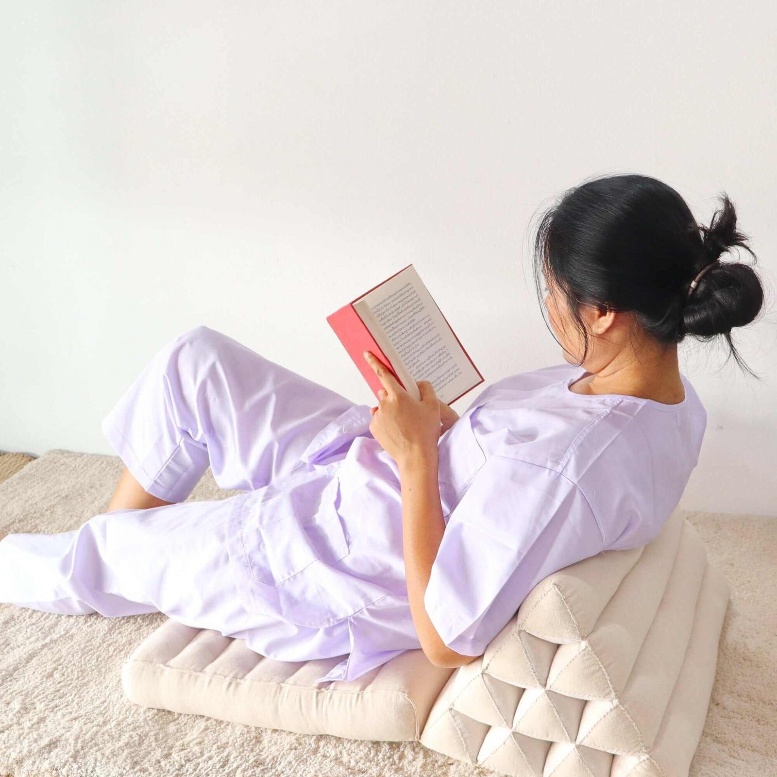 KAN YA PAK - Thai Triangle Cushion (1 fold )