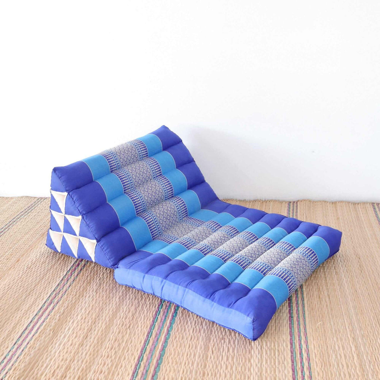 PA PRA DA - Thai Triangle Cushion (1 fold )