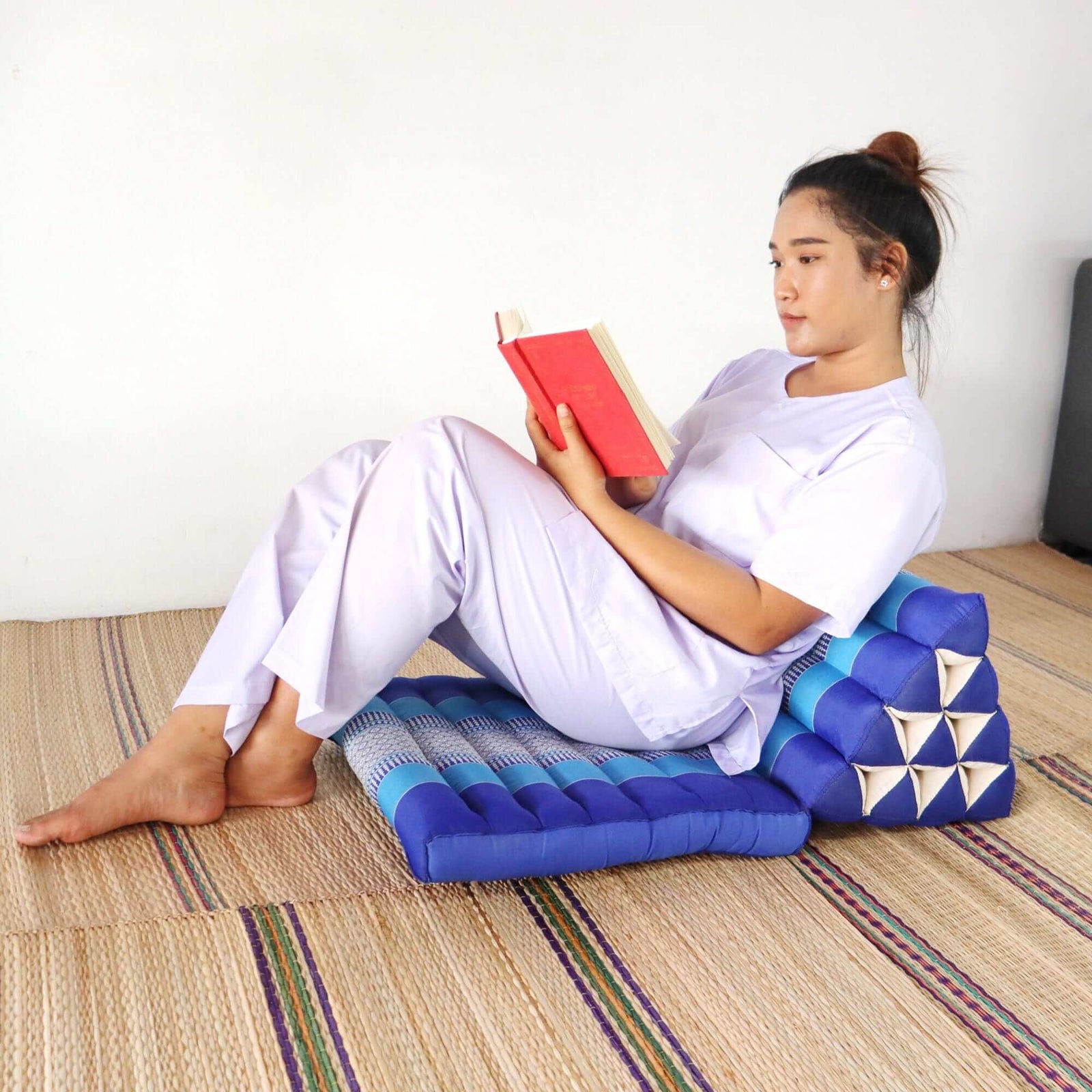 PA PRA DA - Thai Triangle Cushion (1 fold )