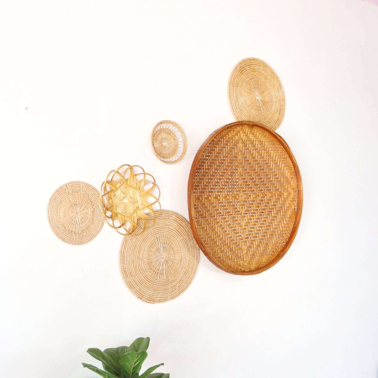 SOPA - Wall Hanging Décor Set of 6
