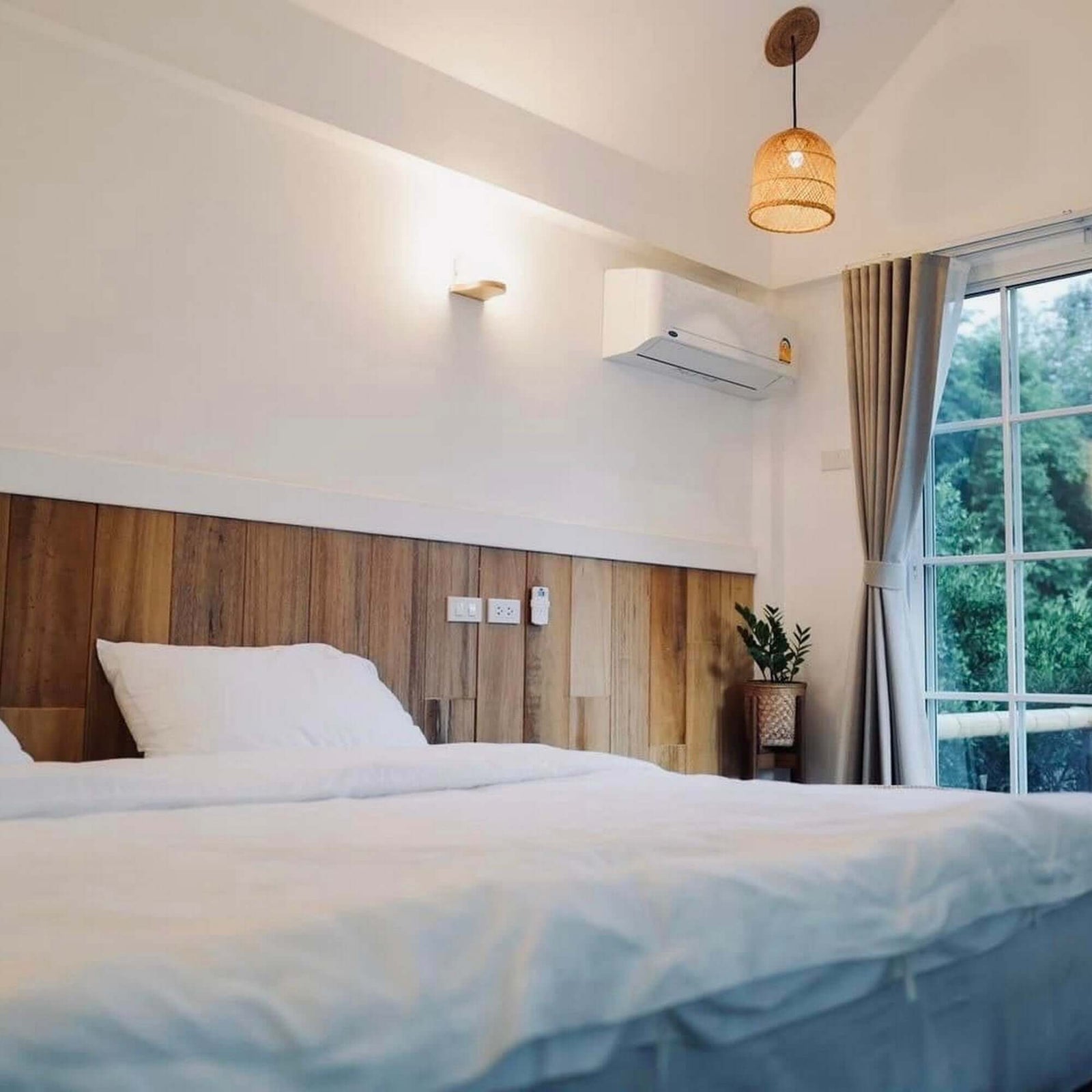 ARUN Bamboo Pendant Light Set - (Set of 3) Natural and Stylish