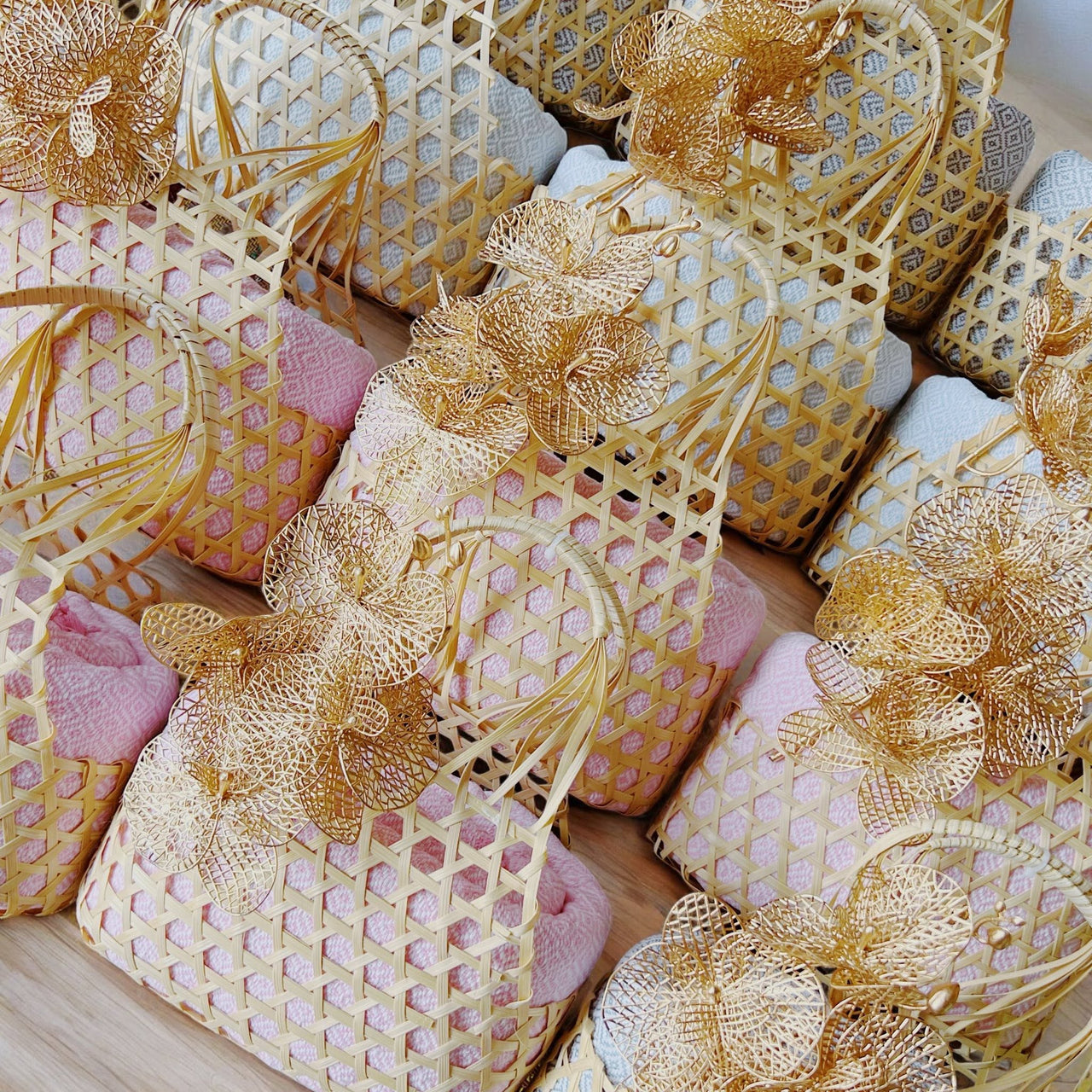 LA NEE Wicker Gift Baskets Set of 10