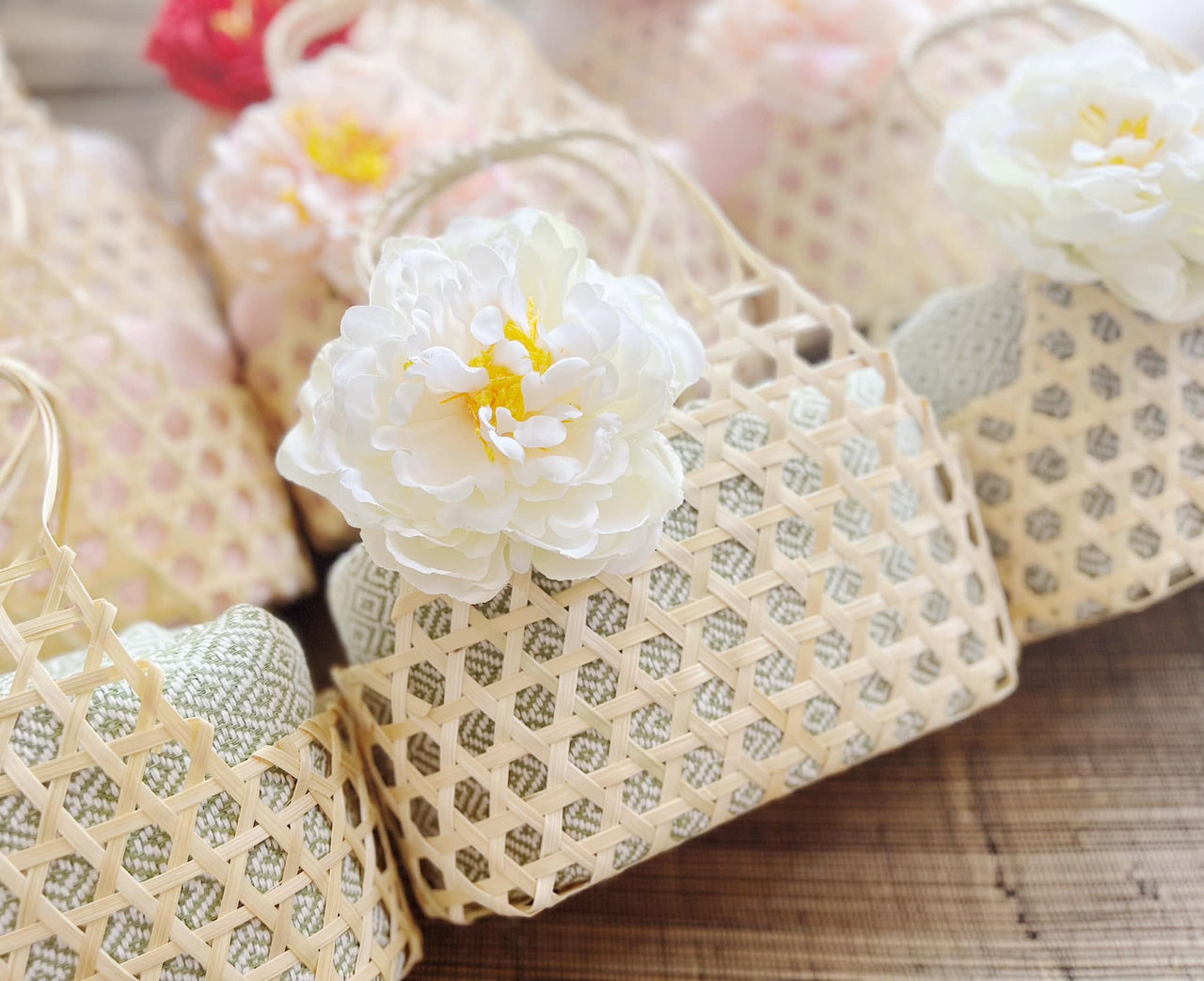 LA NEE Wicker Gift Baskets Set of 10