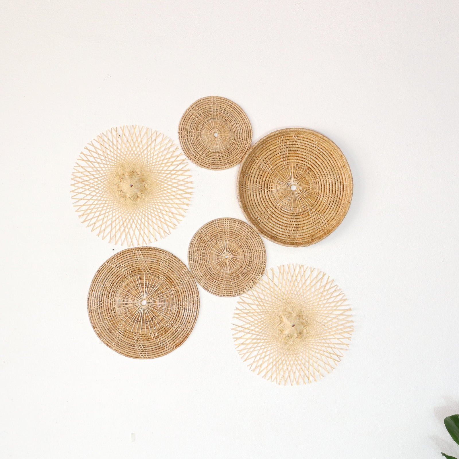 NUN NA RIN - Wall Hanging Art Decor Set