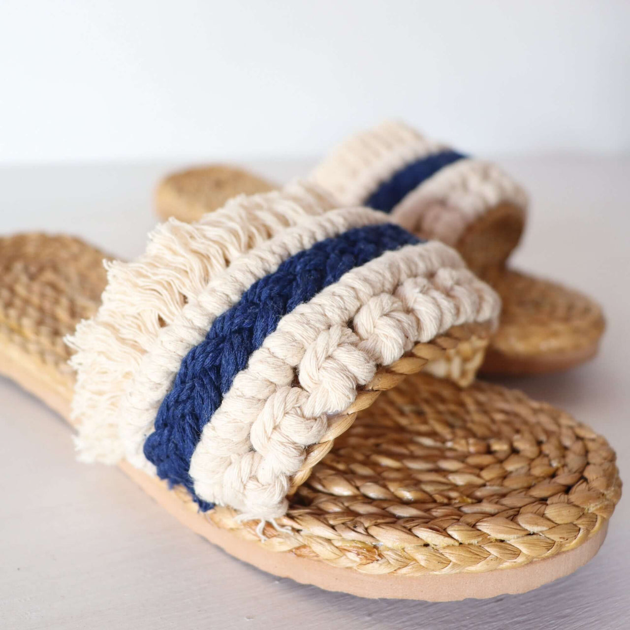 Macramé Straw Slippers - White and Blue