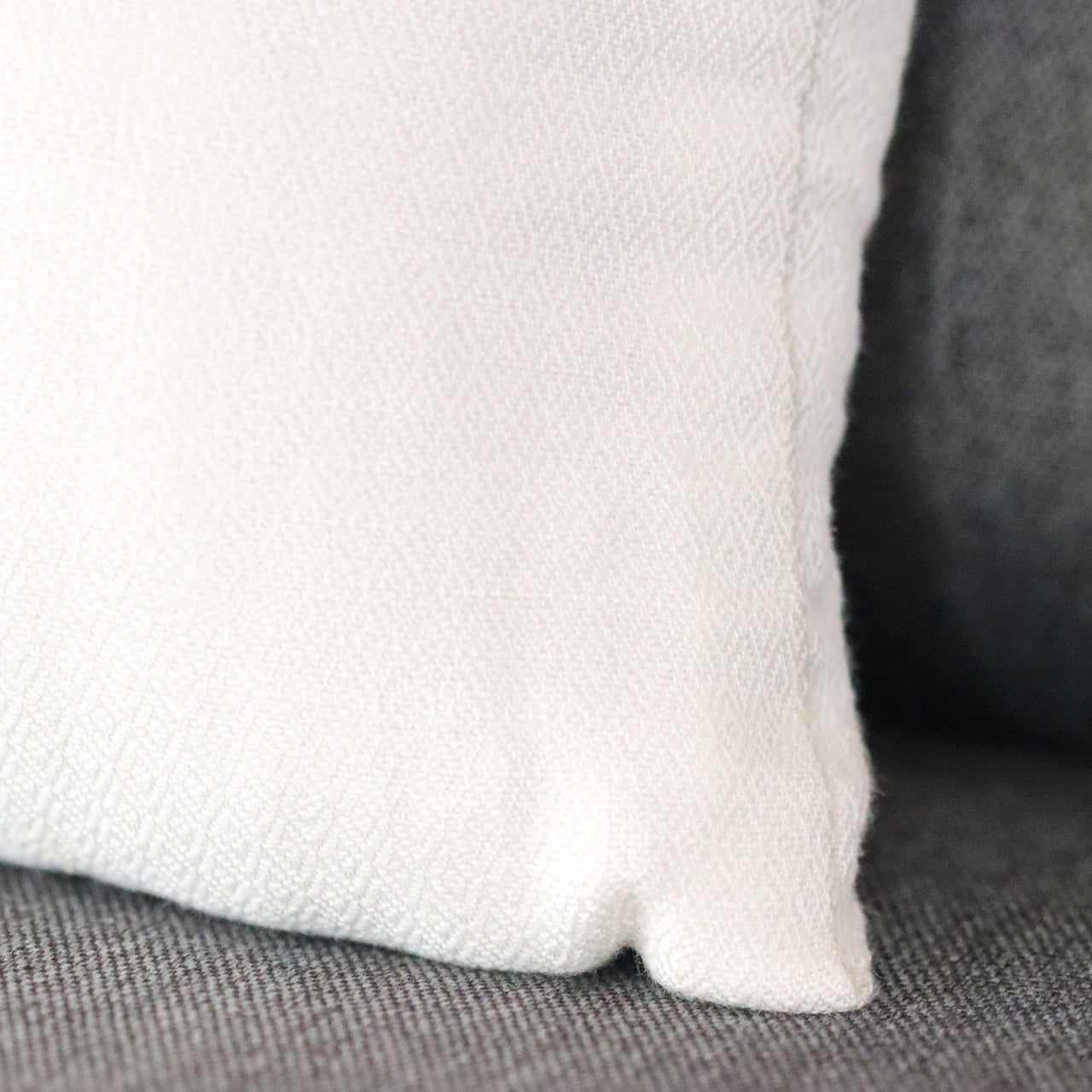 ASARA Hand Loom Natural Fiber Decorative Pillow Cover