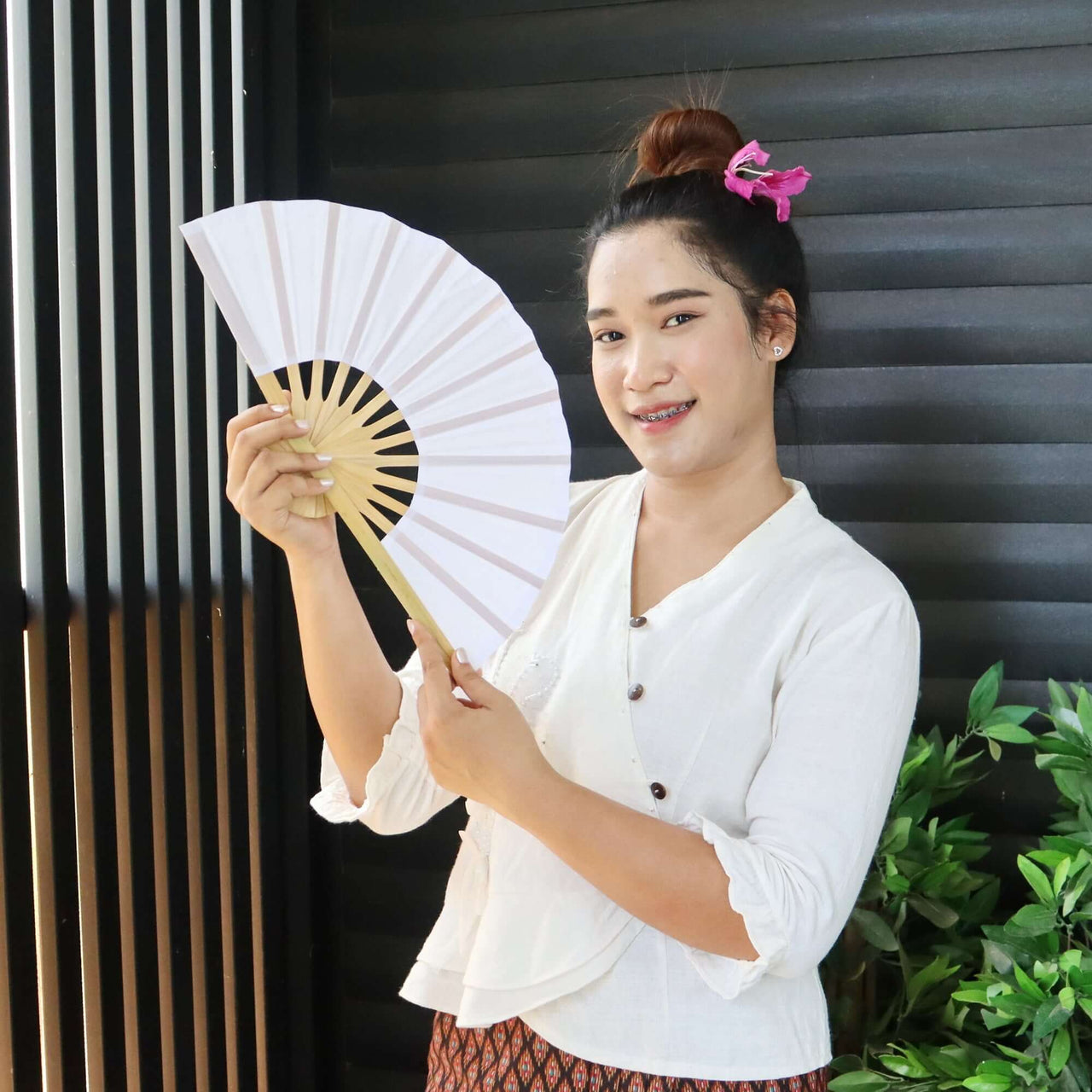 NUT PI RA DA - Hand Fan