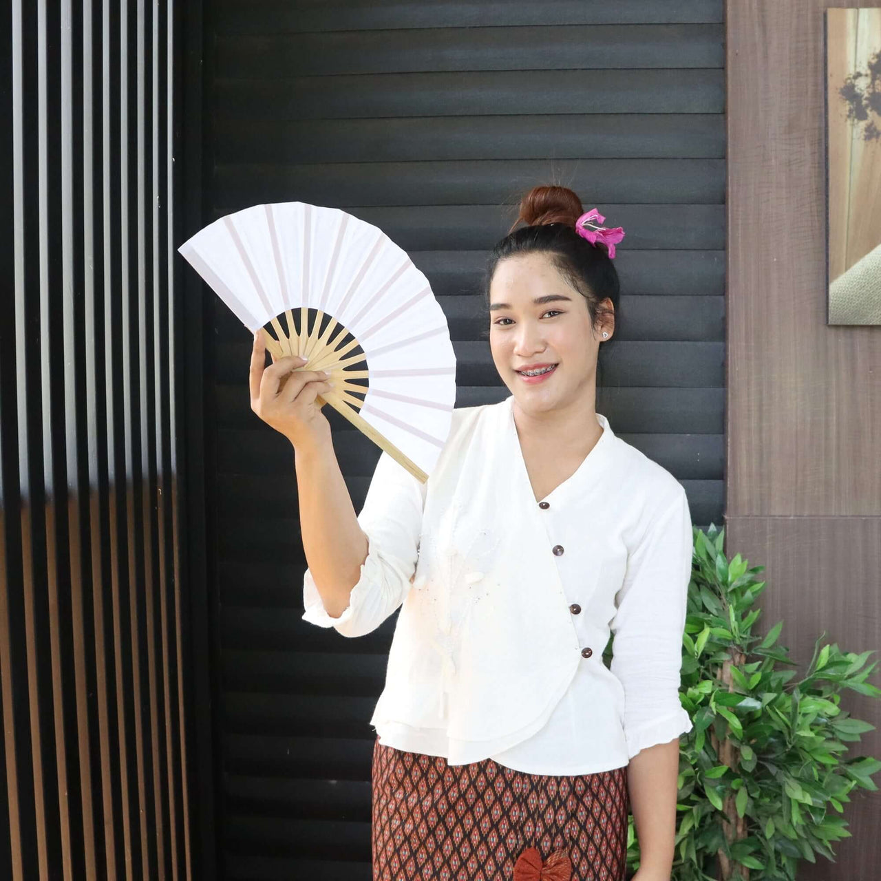 NUT PI RA DA - Hand Fan