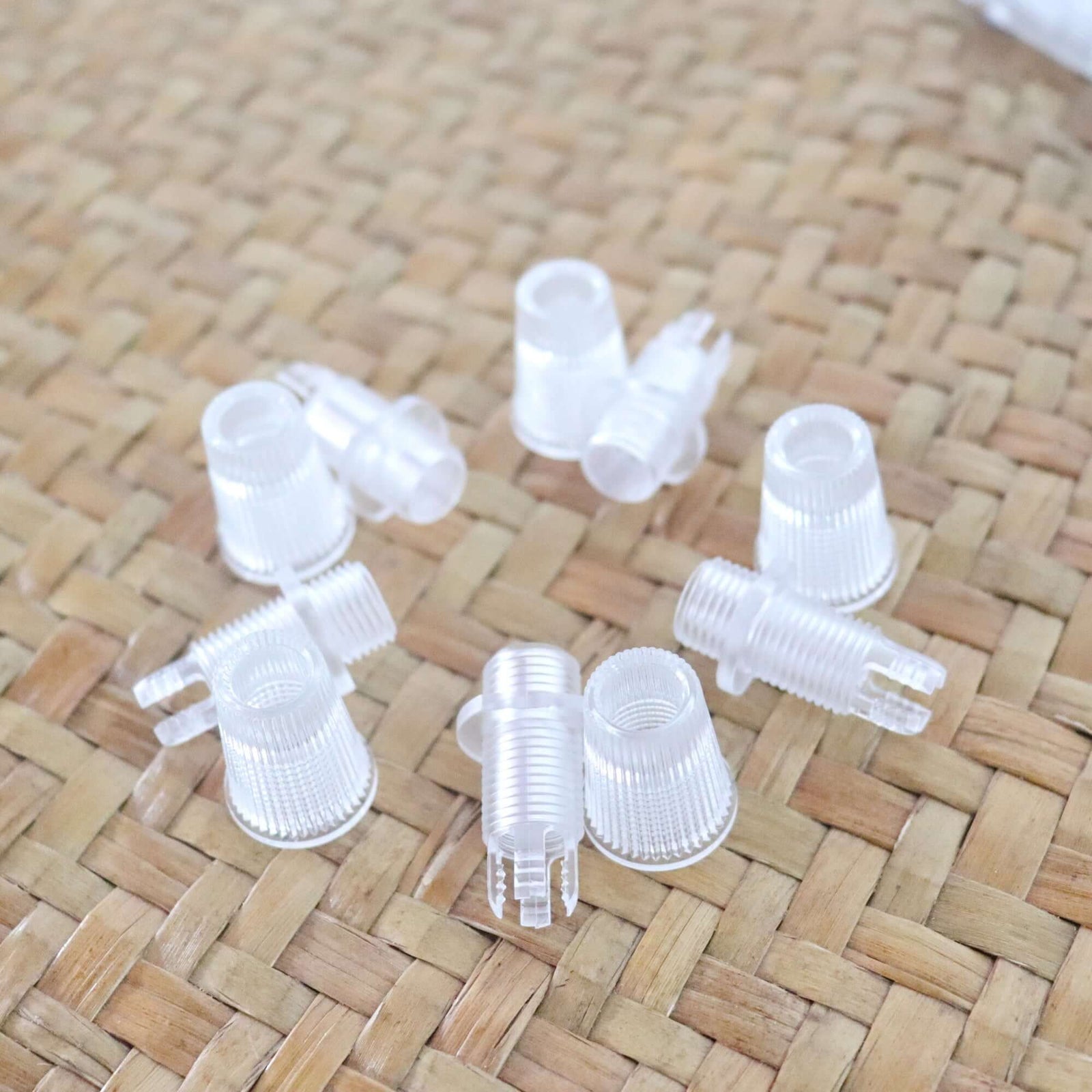 Cord Grips Lampshade Holder – Plastic Screw Style Cord Grip (20 pcs.) displayed on a textured background.