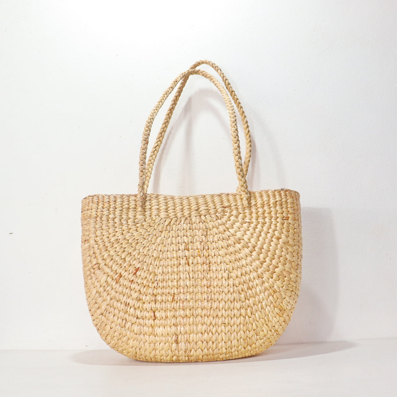 PUN YA — sustainable straw shoulder bag made from natural fibres