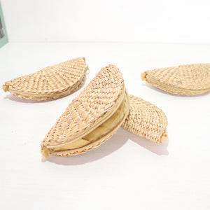NARA – Seagrass Straw Coin Wallet