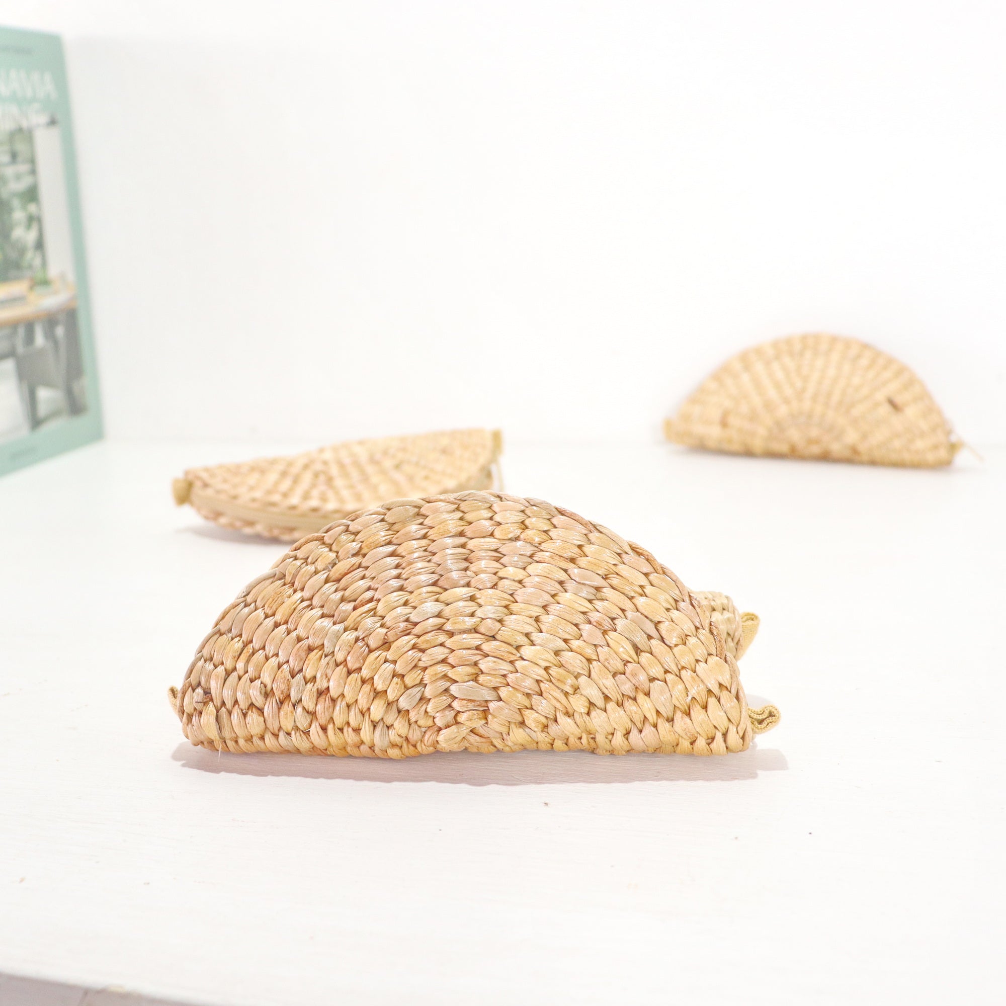 NARA – Seagrass Straw Coin Wallet