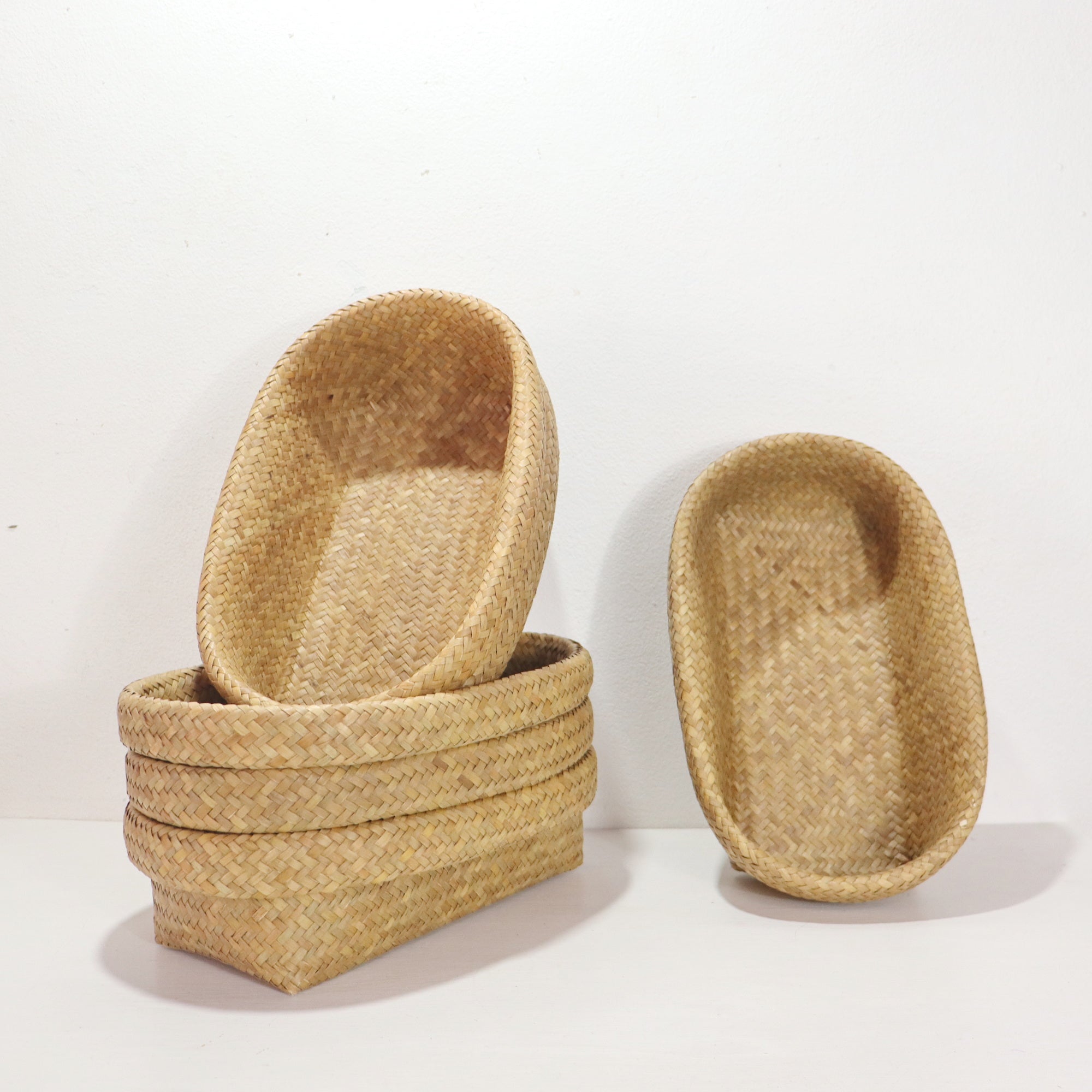 Nattalee Oval Pandanus Basket Set 0f 2 - Vintage Style Handwoven Home Essential