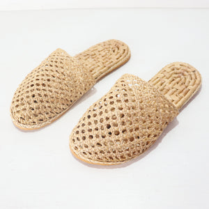 PATTARIN – Handwoven Straw Slipper Shoes
