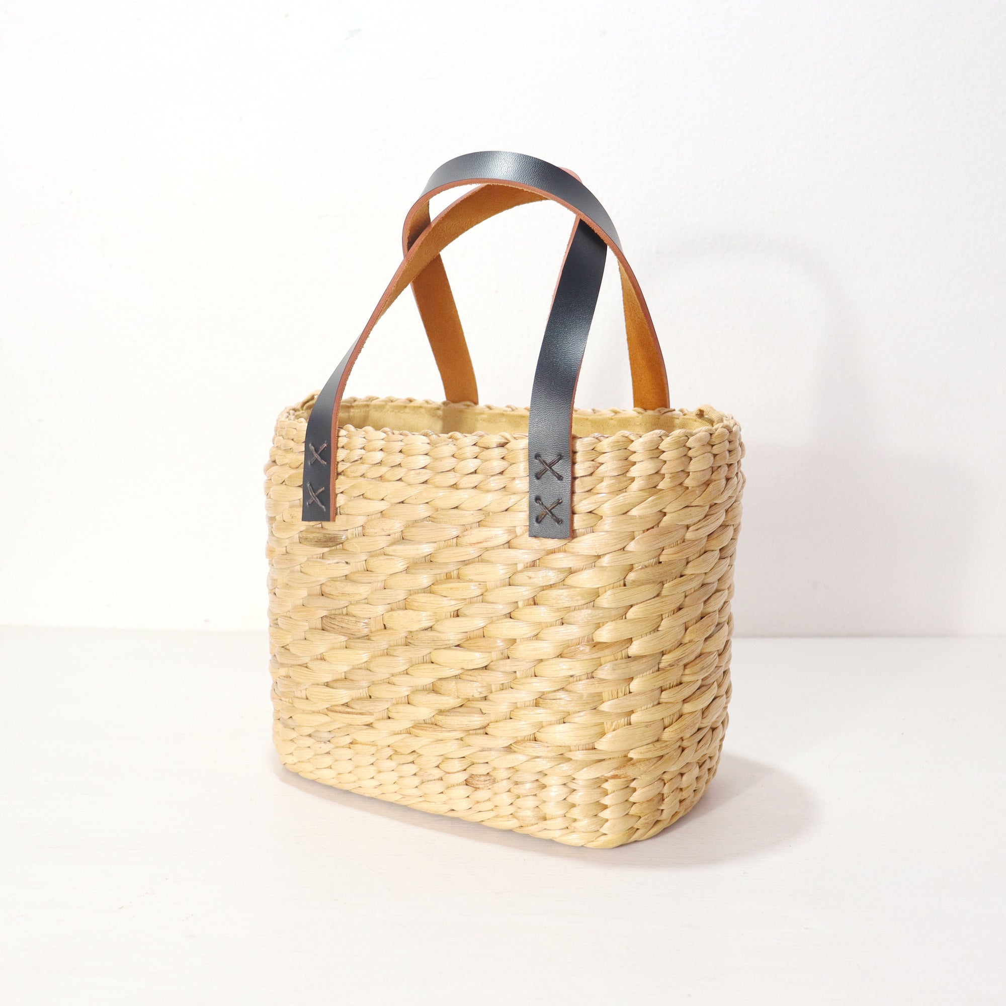 Lalin - Straw Top Handle Bag
