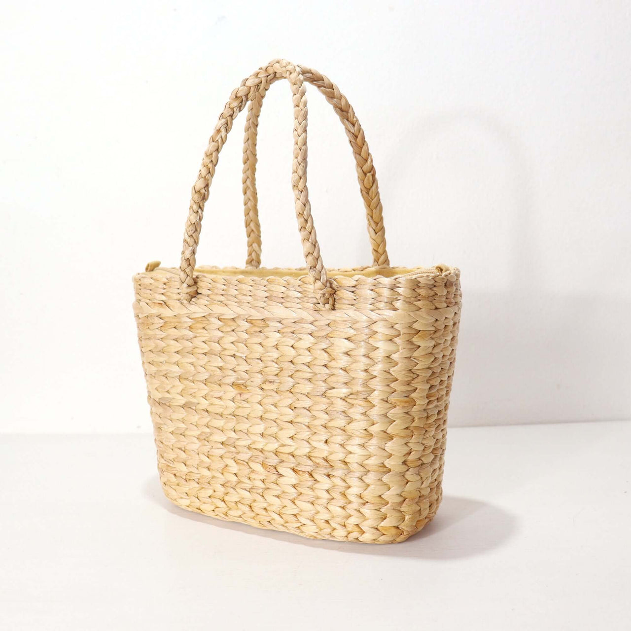 Larana — boho straw handbag for everyday carry