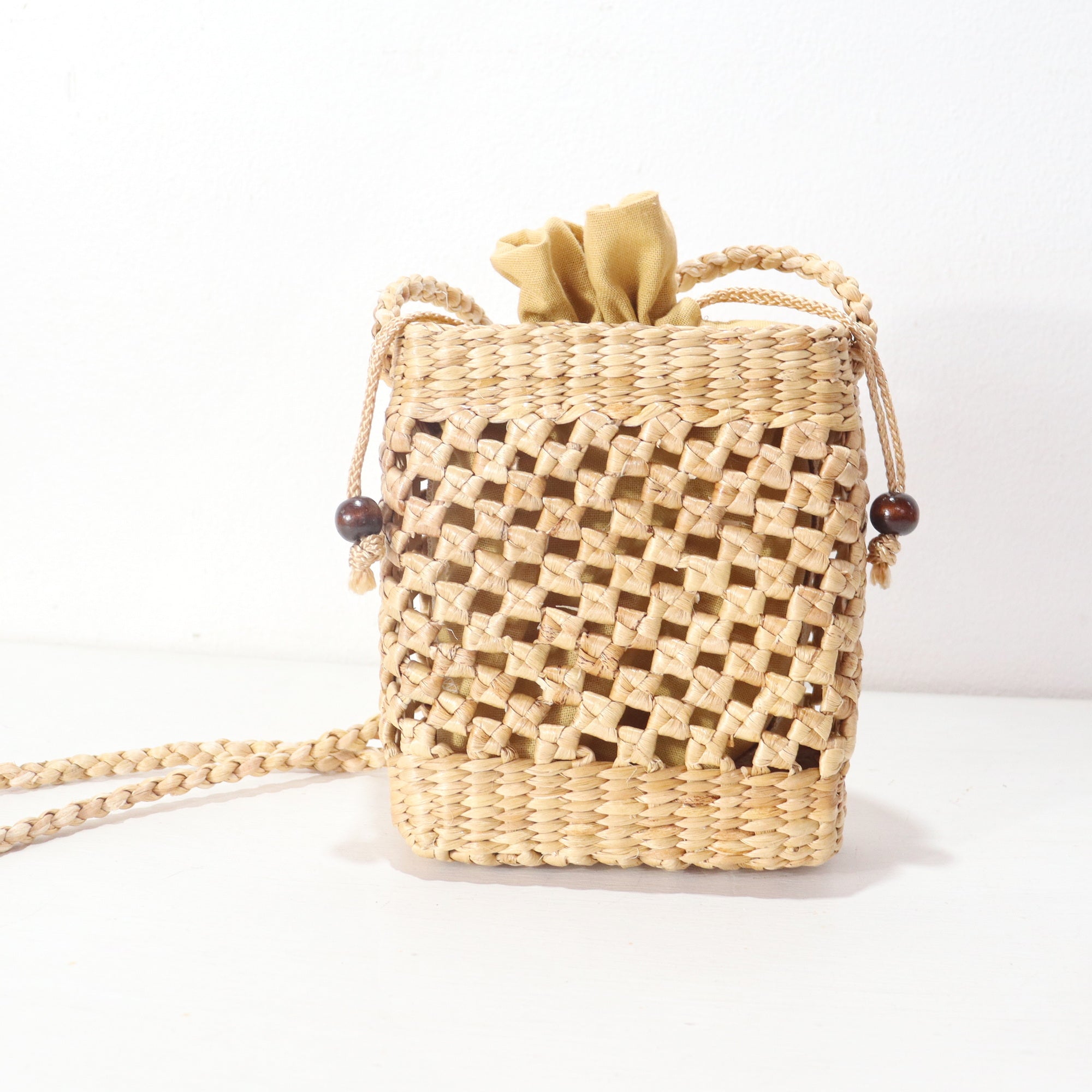 Talanee – Handwoven Straw Crossbody Bag