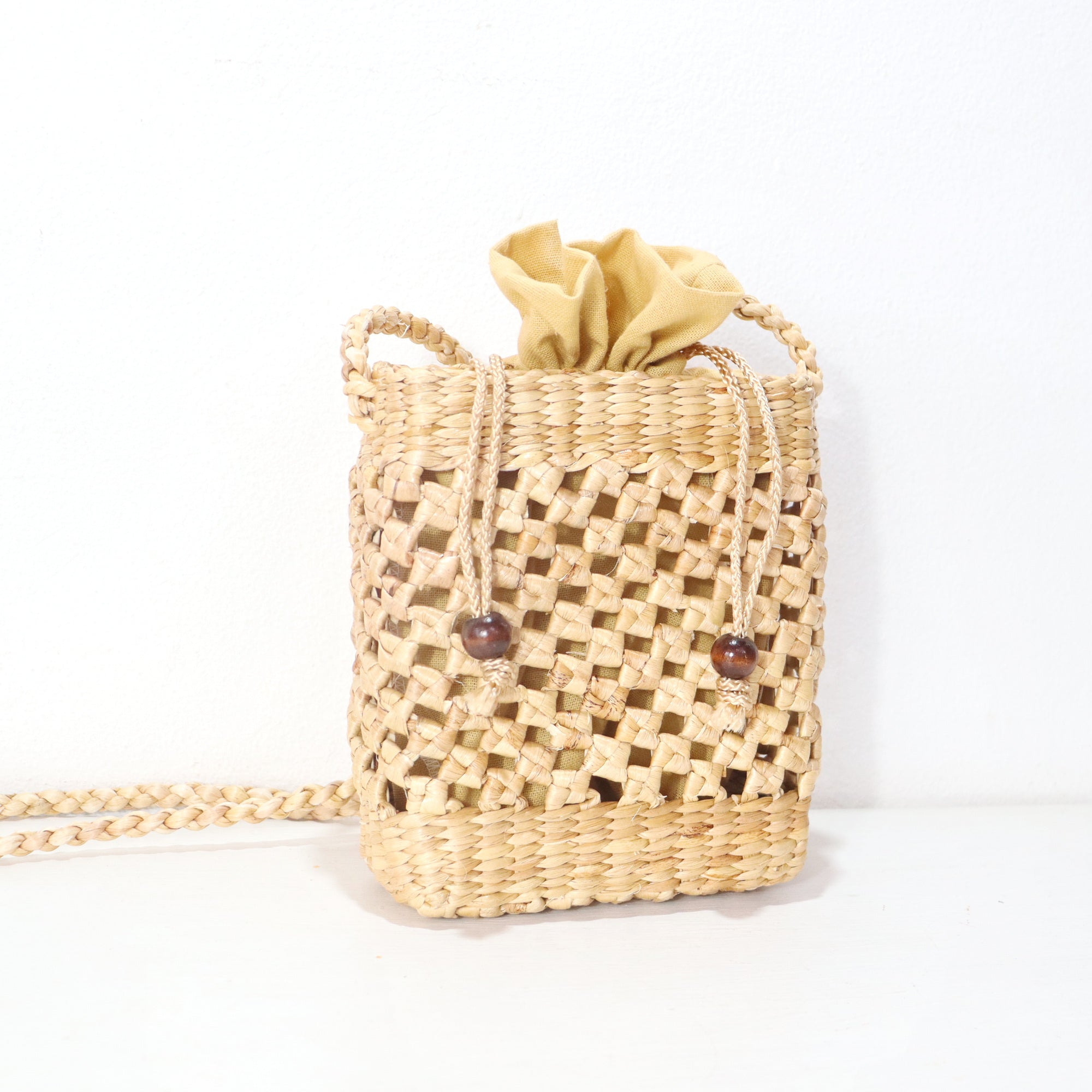 Talanee – Handwoven Straw Crossbody Bag