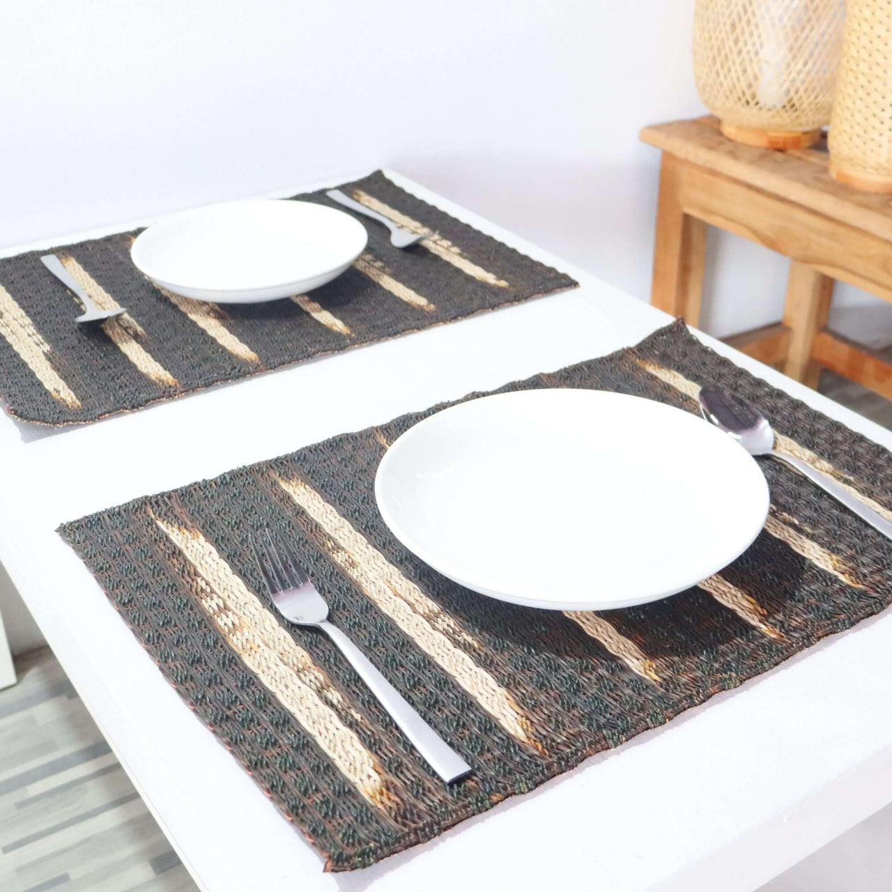 Lalavin Handwoven Sedge Placemat