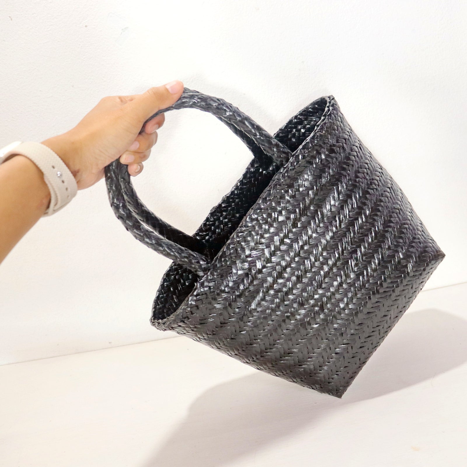 LINLADA - Mini Black Straw tote bag