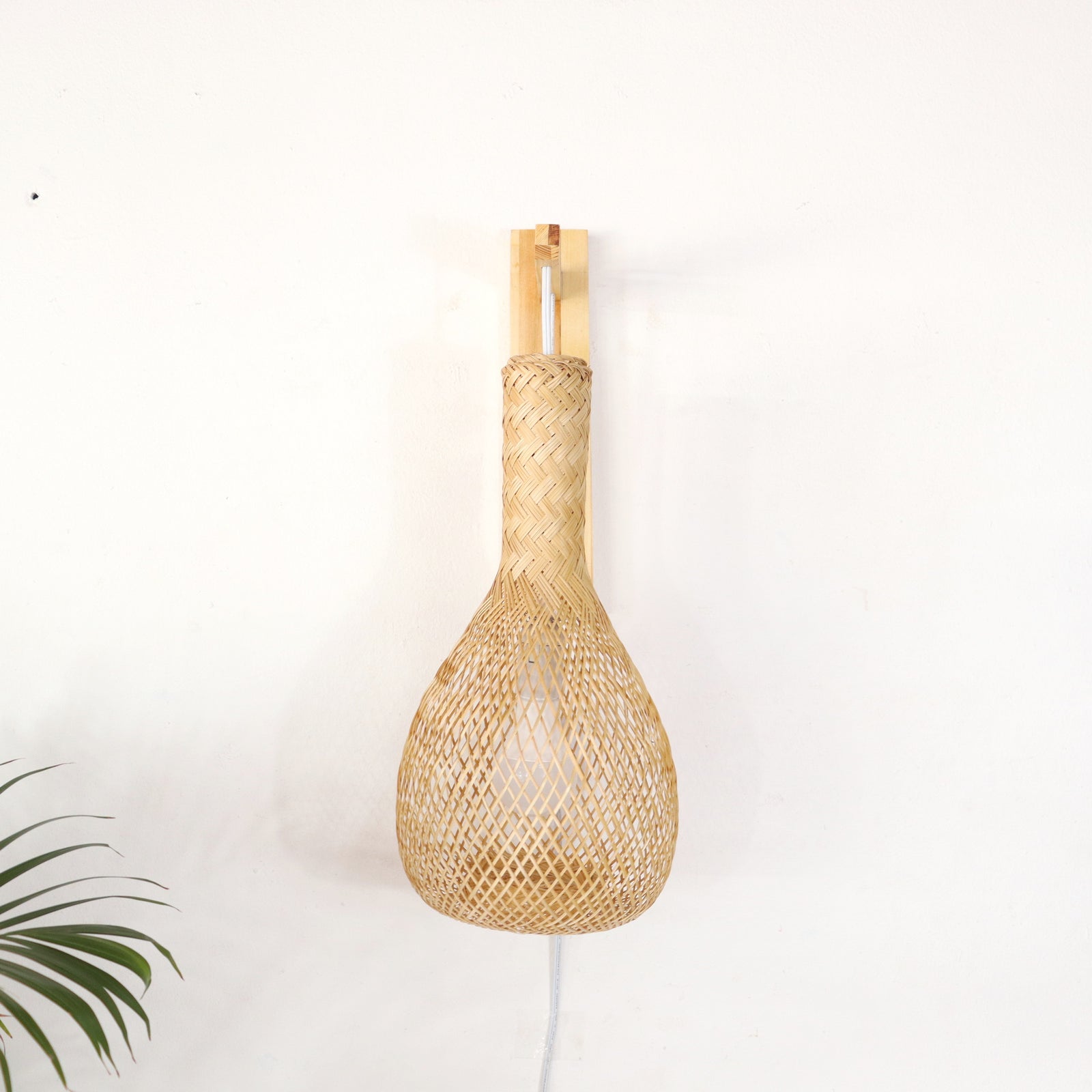 YU PIN - Wall Sconce