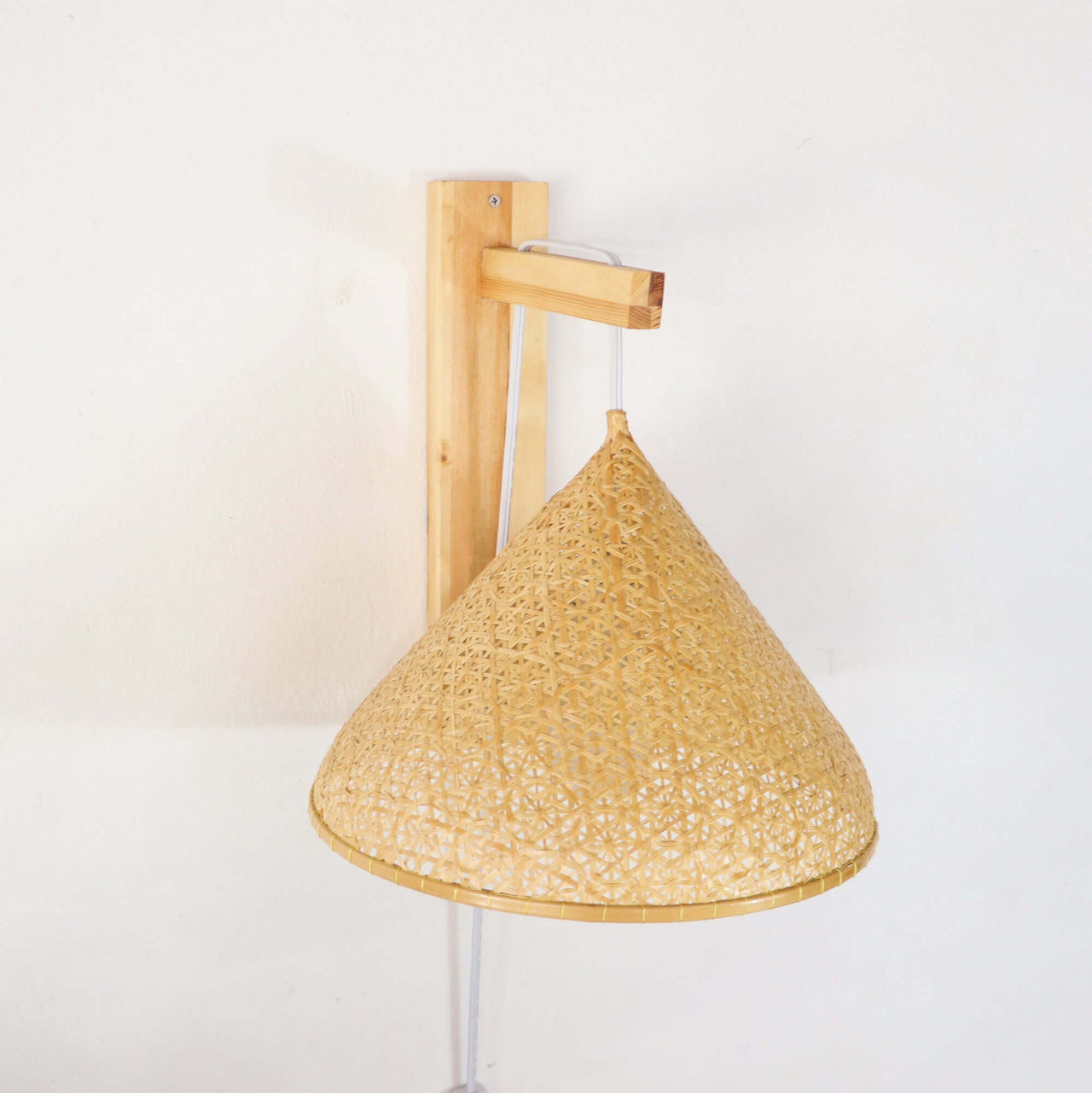 JI RA NA - Wall Sconce