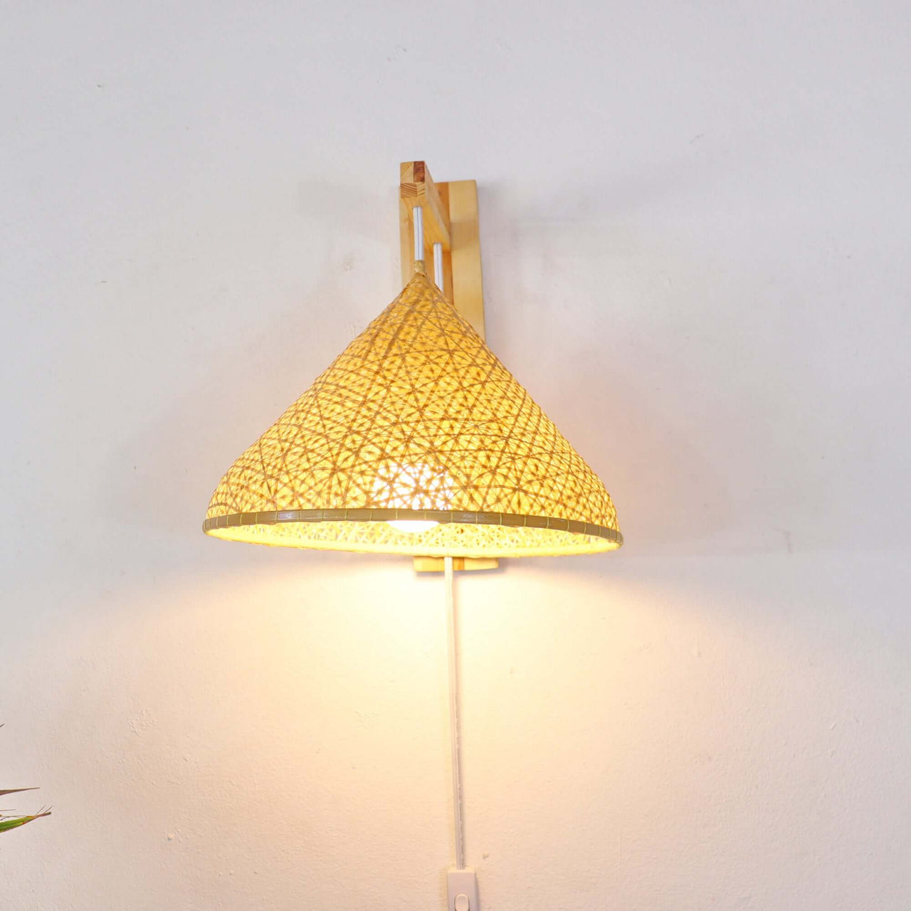 JI RA NA - Wall Sconce