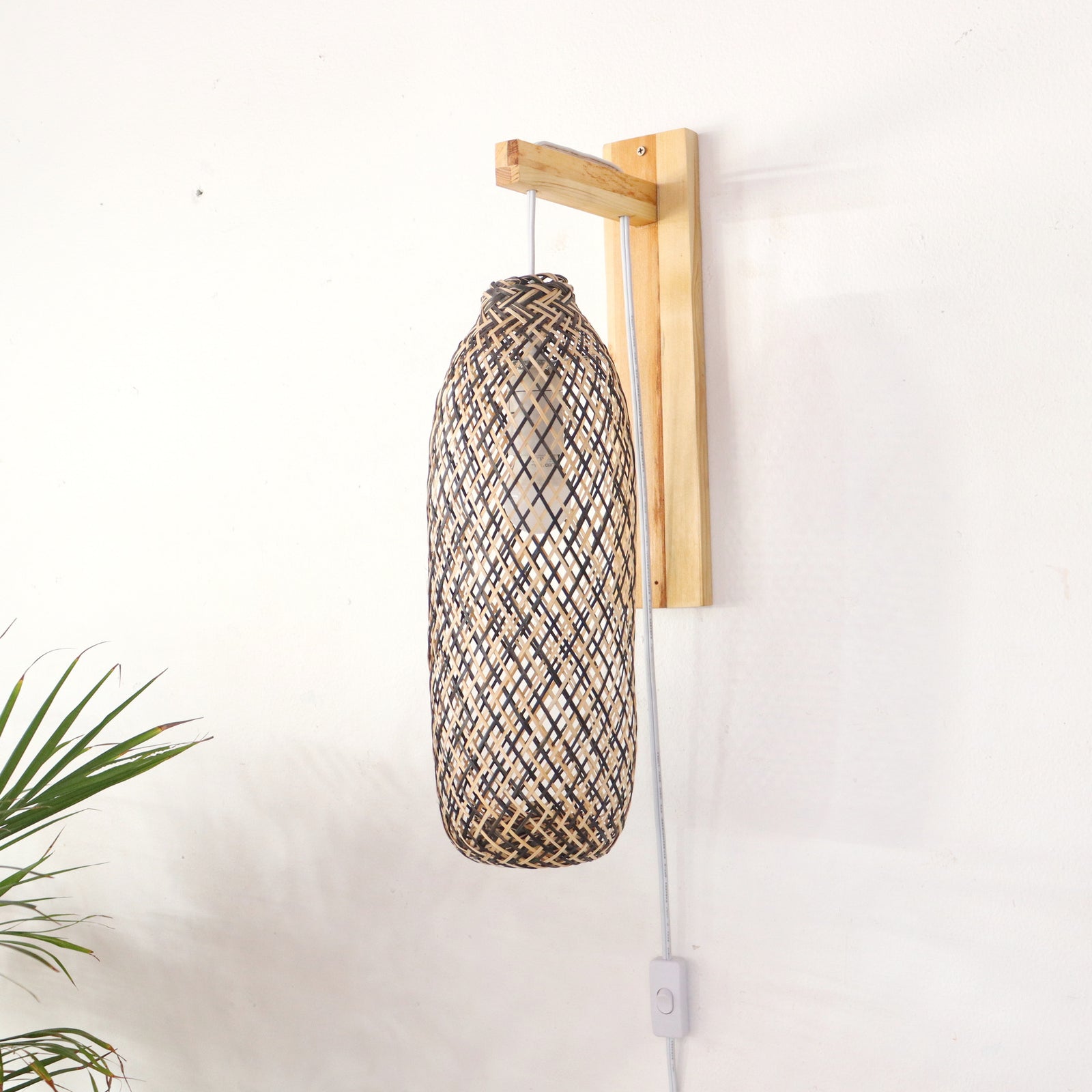 PRI YA - Wall sconce