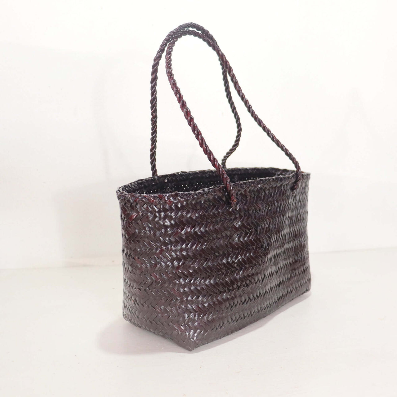 LINDA — boho straw shoulder bag for everyday carry