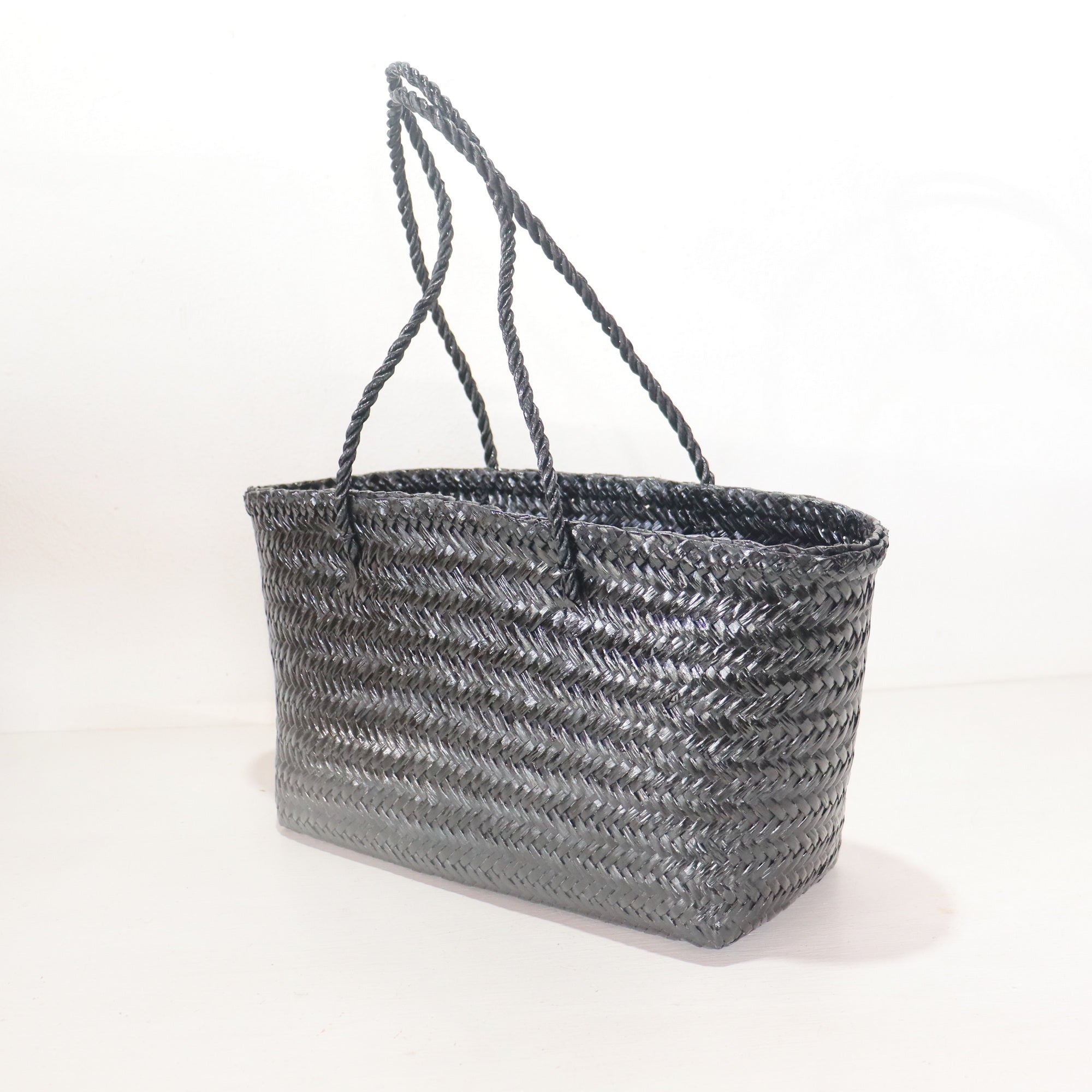 LINDA – Black Shoulder Bag