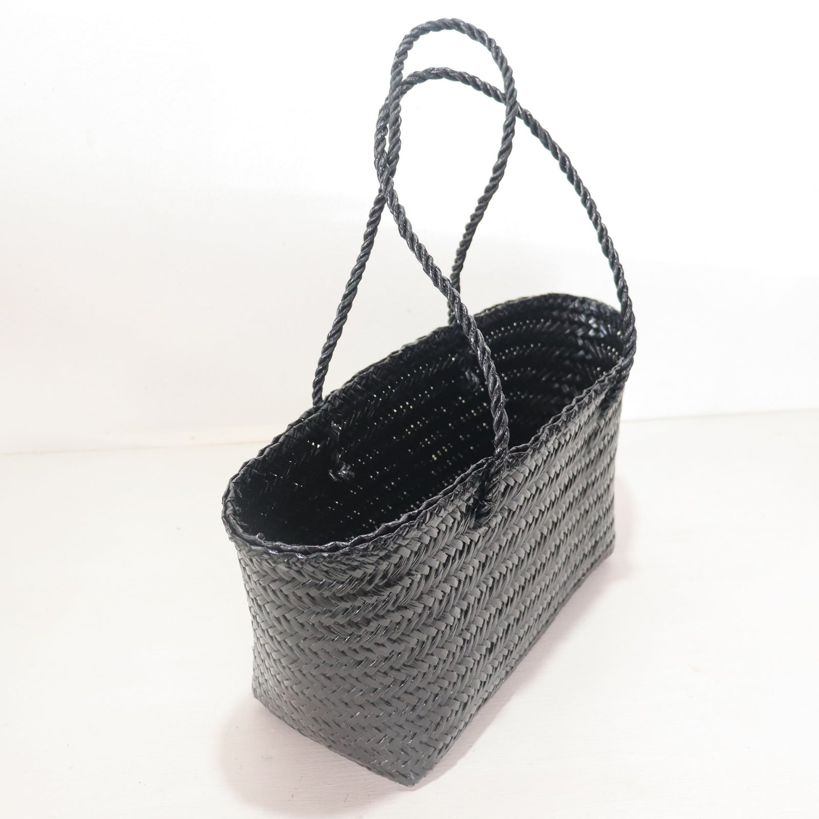 LINDA – Black Shoulder Bag