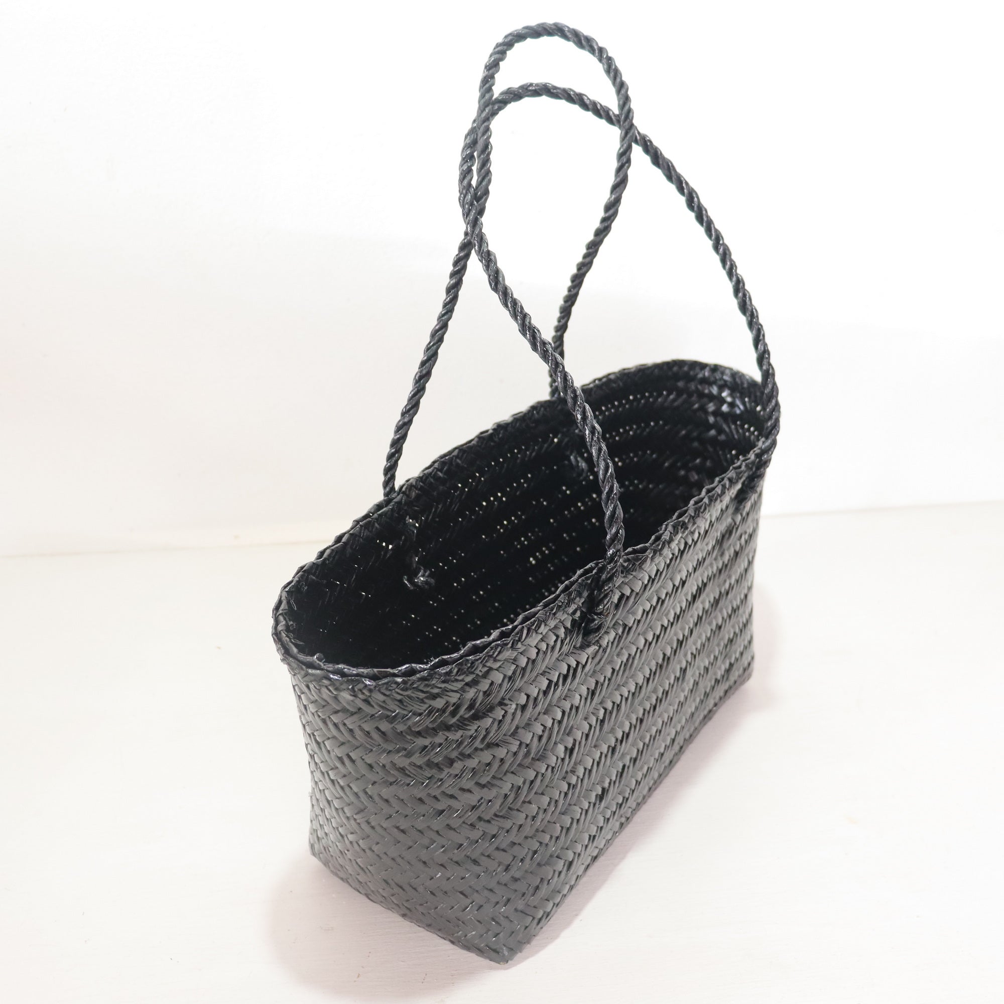 LINDA – Black Shoulder Bag