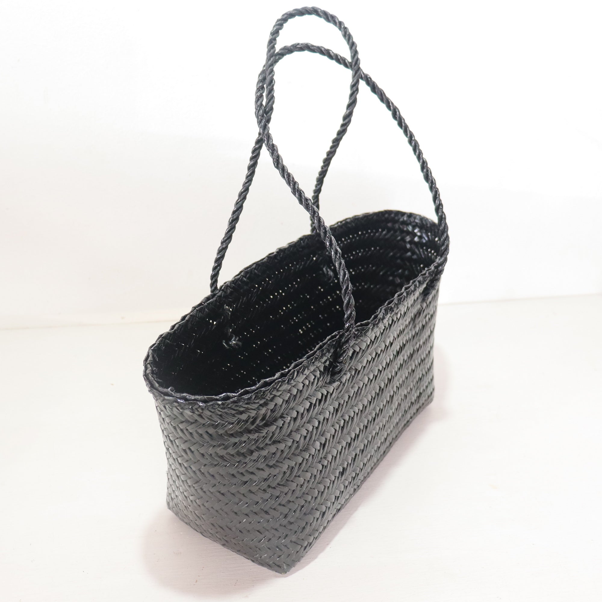 LINDA – Black Shoulder Bag