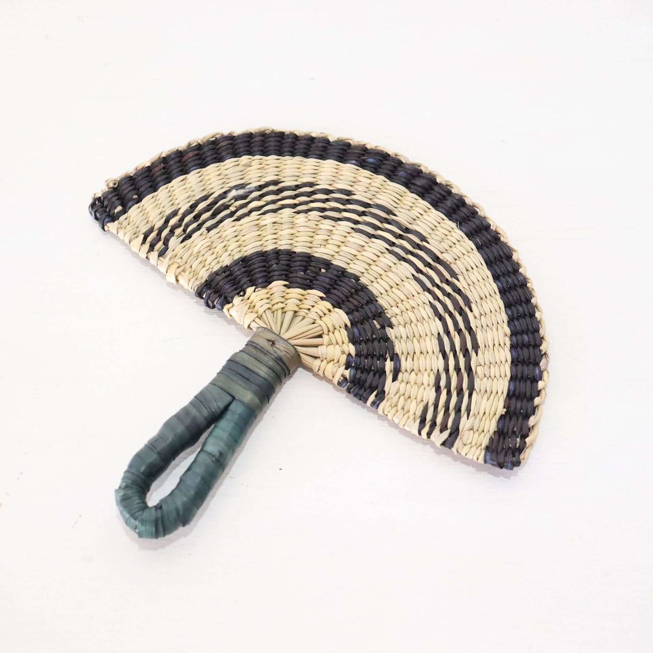 LA LIN – Handwoven Fan (Wall Hanging & Hand Fan) | Black & White on a white background.