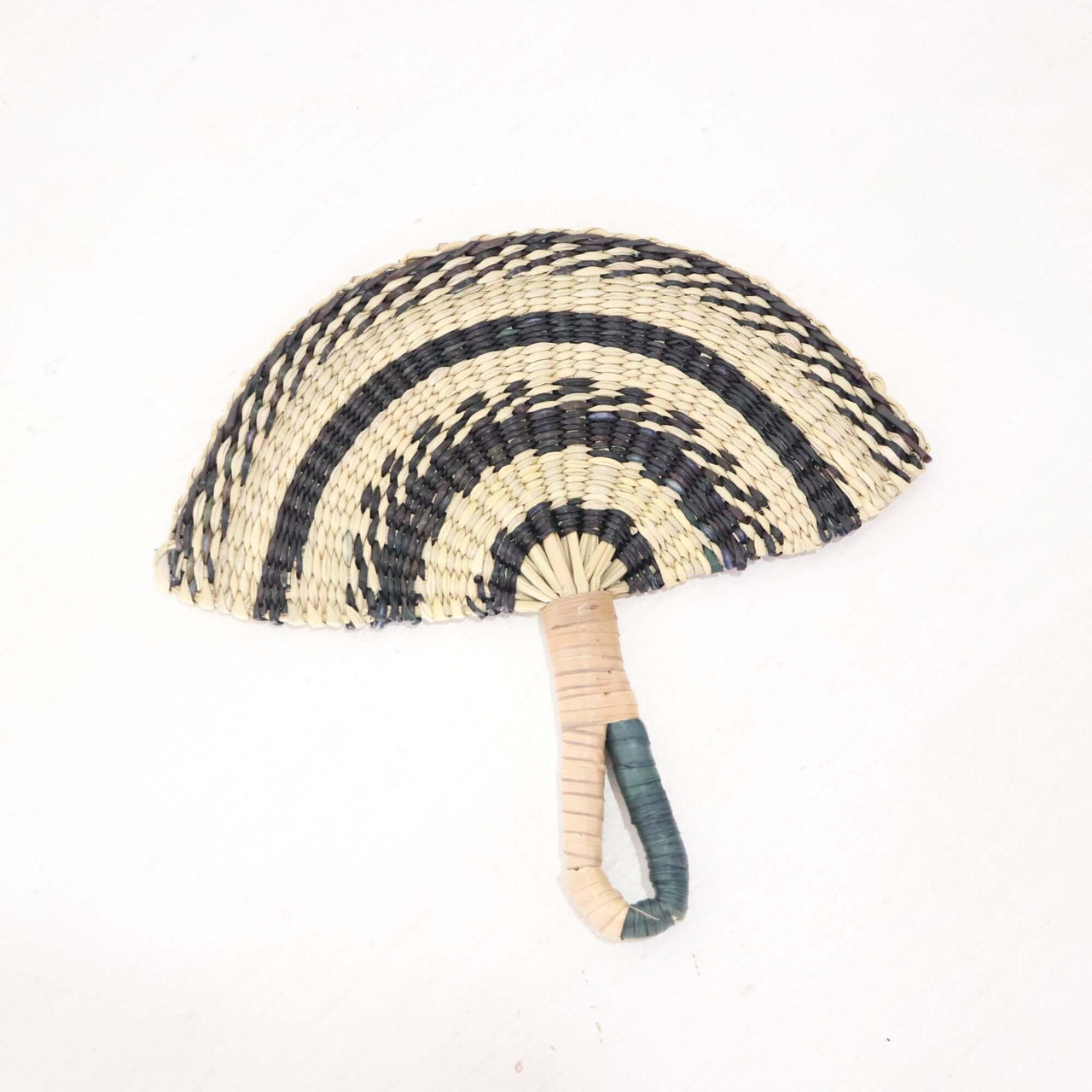 LA LIN – Handwoven Fan (Wall Hanging & Hand Fan) | Black & White displayed on a white background.