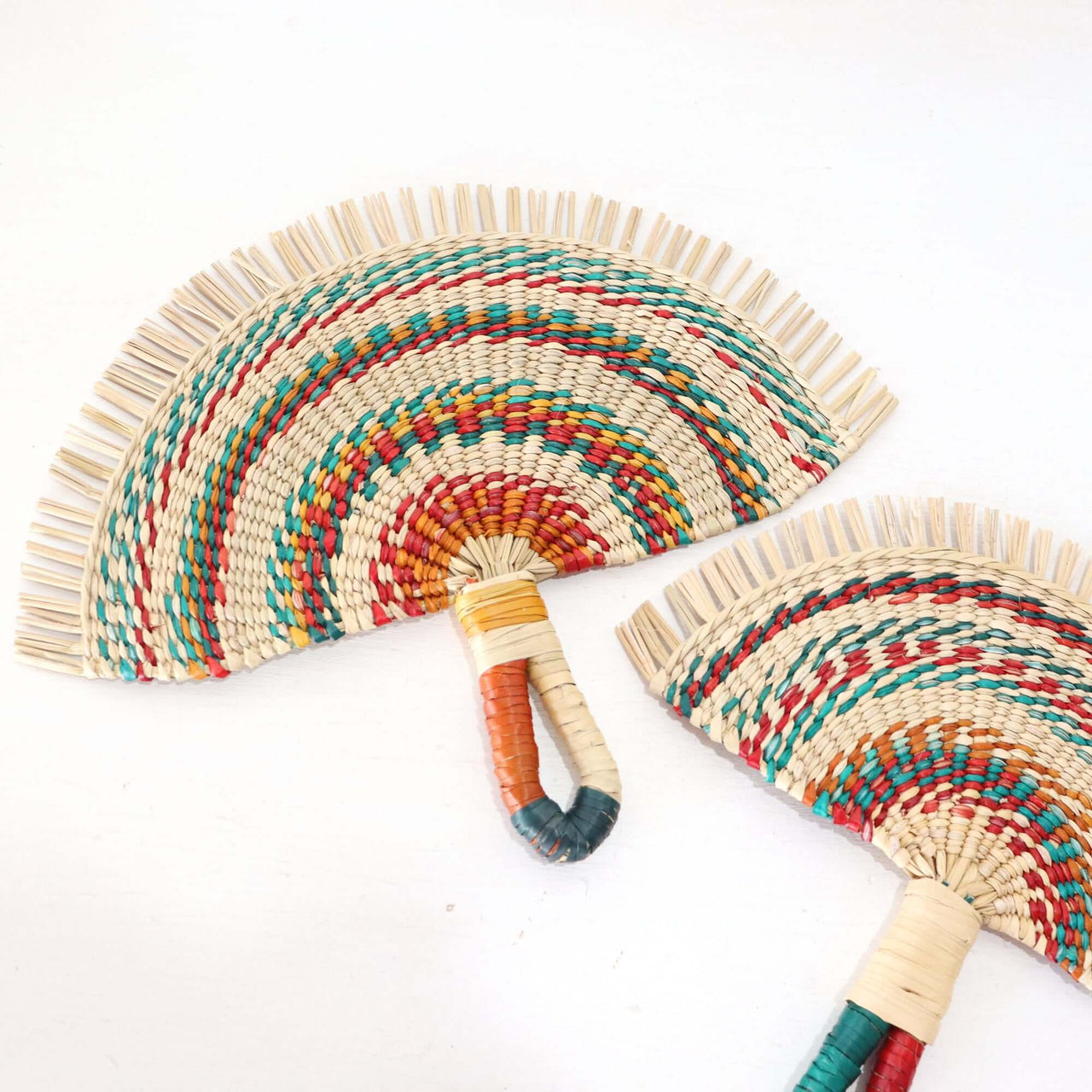 LA LA VAN – Handwoven Fan (Wall Hanging & Hand Fan) featuring vibrant multicolour patterns and natural fibres.