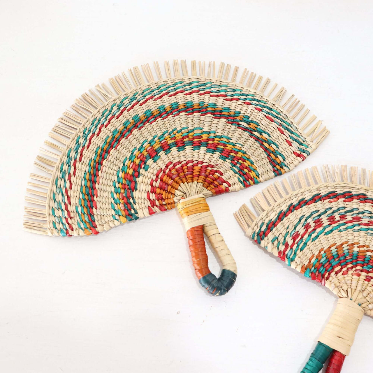 LA LA VAN – Handwoven Fan (Wall Hanging & Hand Fan) featuring vibrant patterns and natural fibers.
