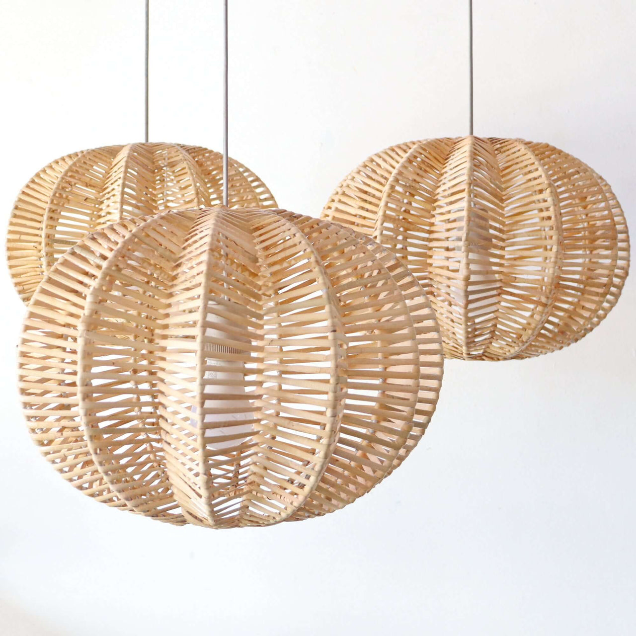 PALAVEE — natural rattan pendant light made from natural fibres