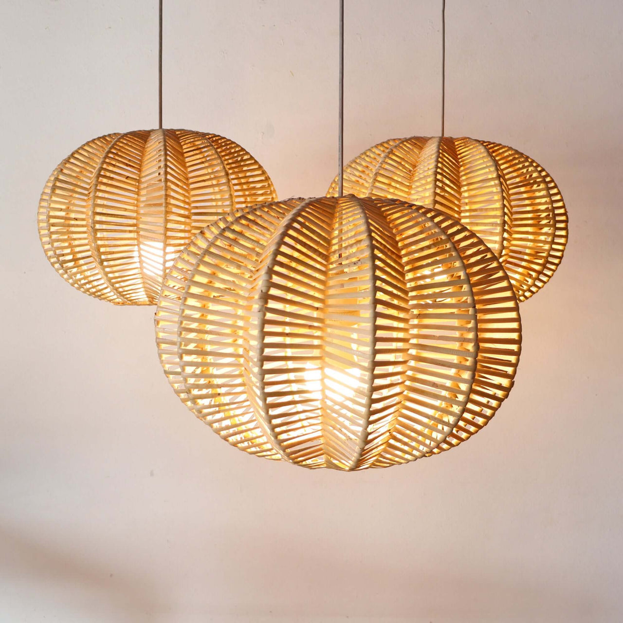 PALAVEE — sustainable rattan pendant light for boho-style ceiling lighting