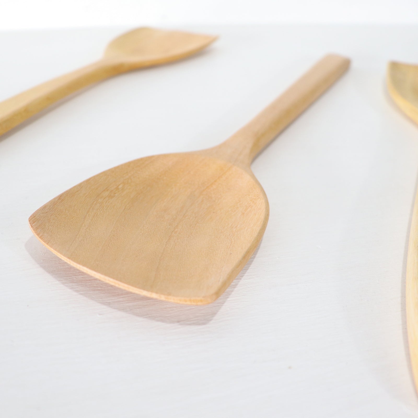 PA PANG KORN -WOK SPATULA WOODEN