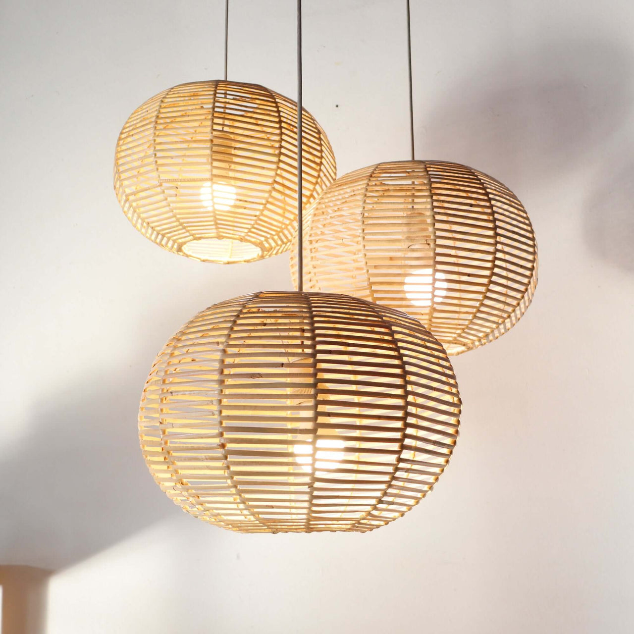 KAN — handcrafted rattan pendant light for a cosy bedroom
