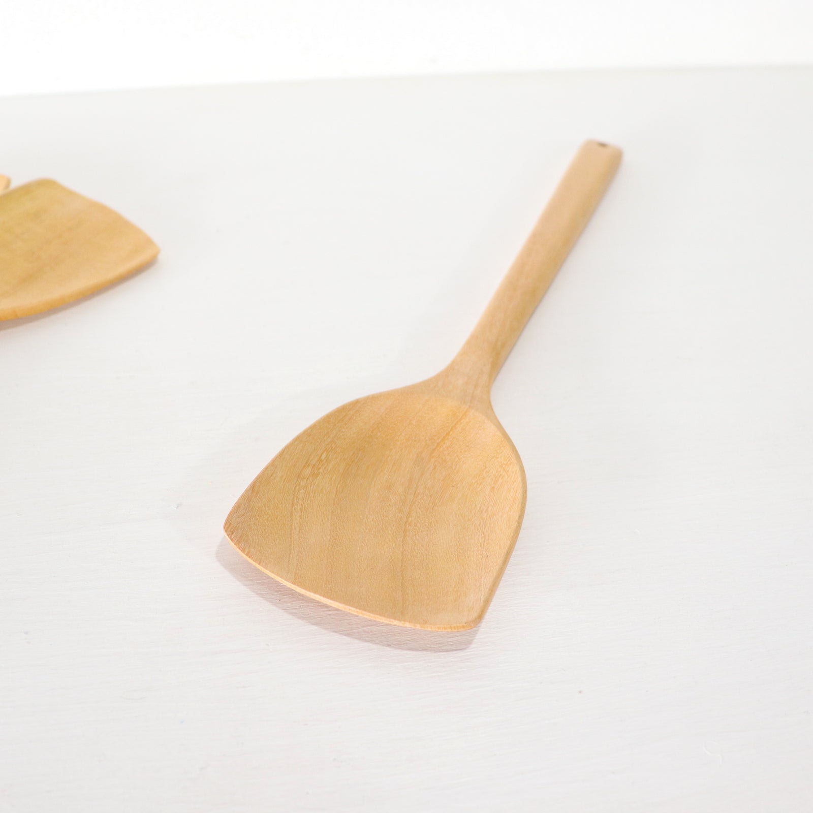 PA PANG KORN -WOK SPATULA WOODEN