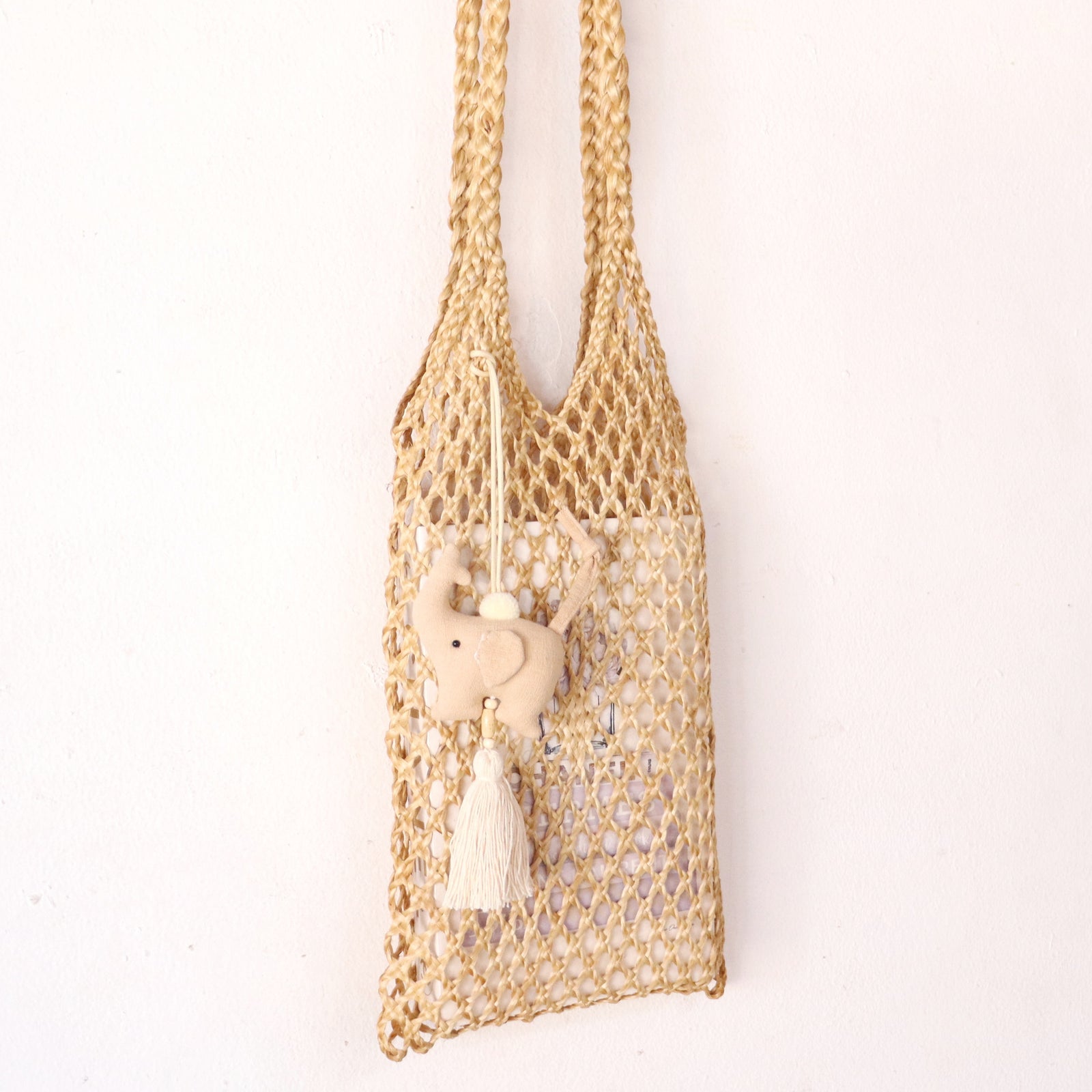 KADARA – Tassel Charm (Beige)
