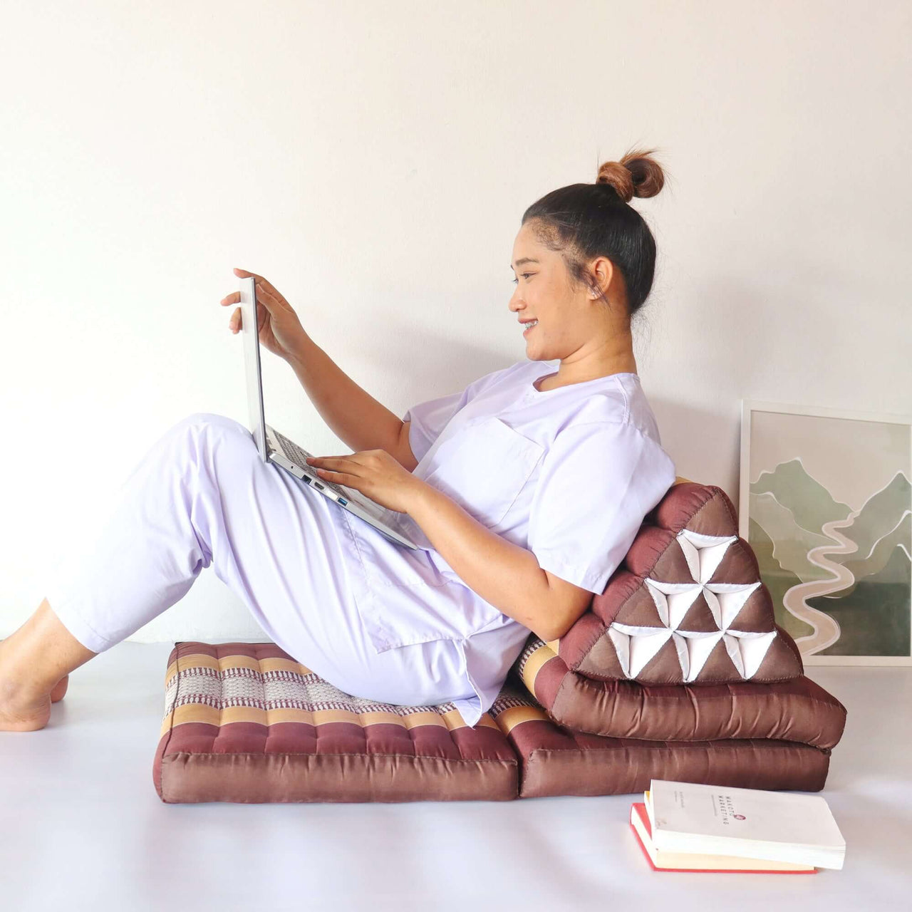 KORN KA NOK - Thai Triangle Cushion (3 Fold)