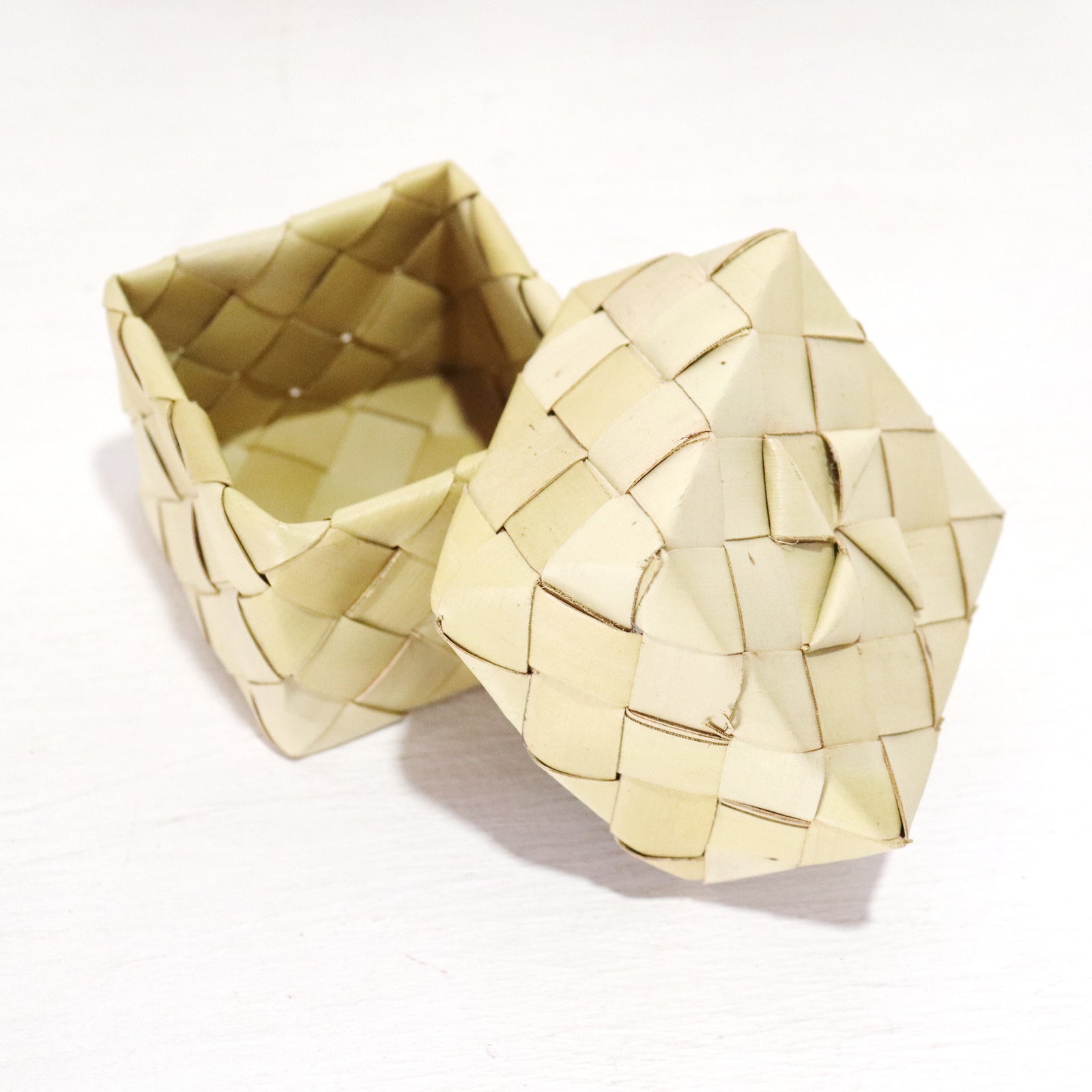 Palm Leaf Wicker Gift Boxes with Lids (Wholesale)