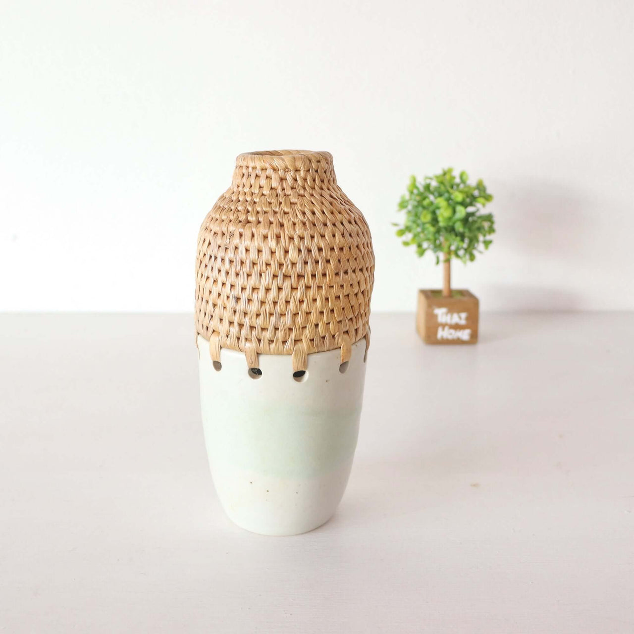 RA NI - Ceramic and Hand woven seagrass Vase
