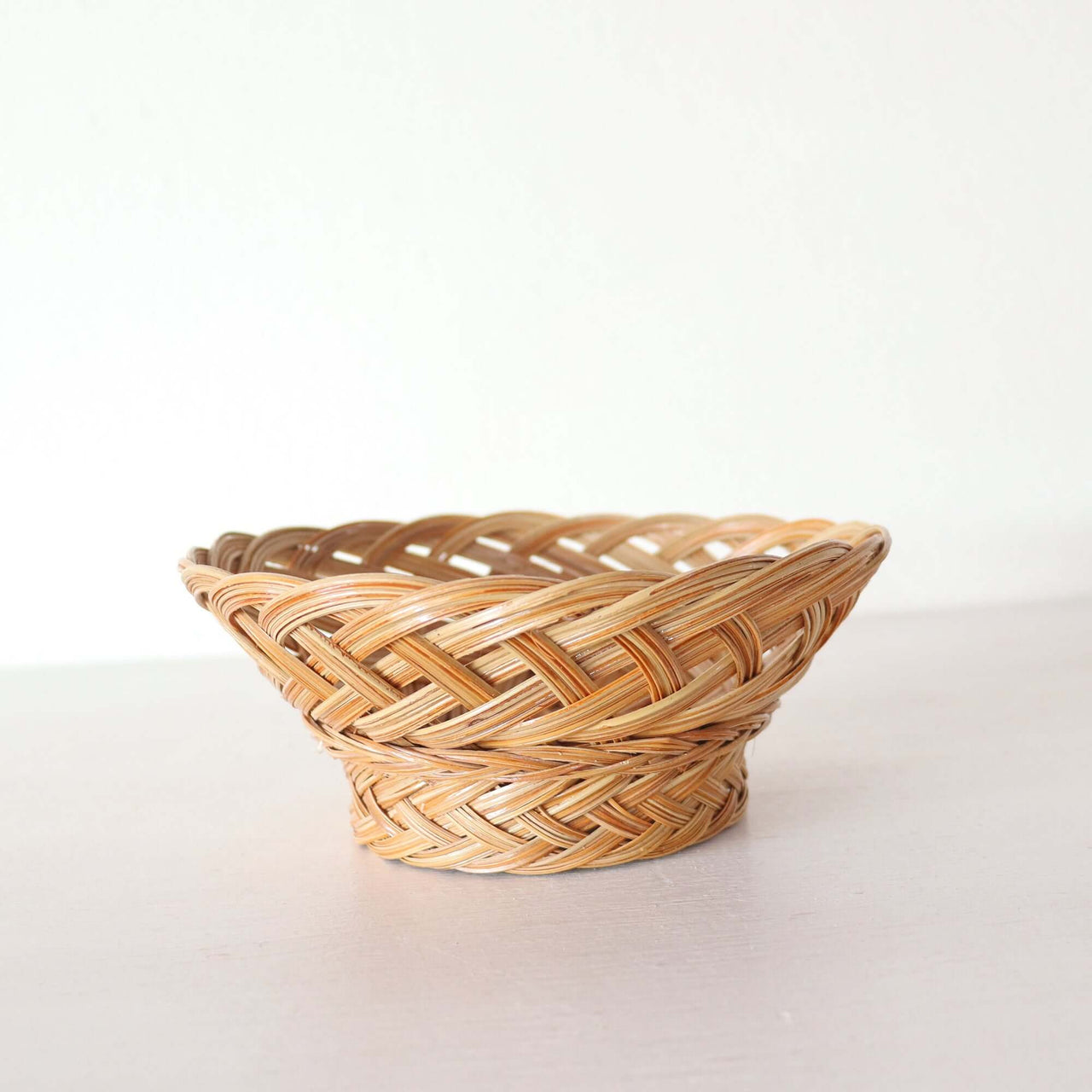 RU JI RA DA - Nypa stem Hand wicker basket
